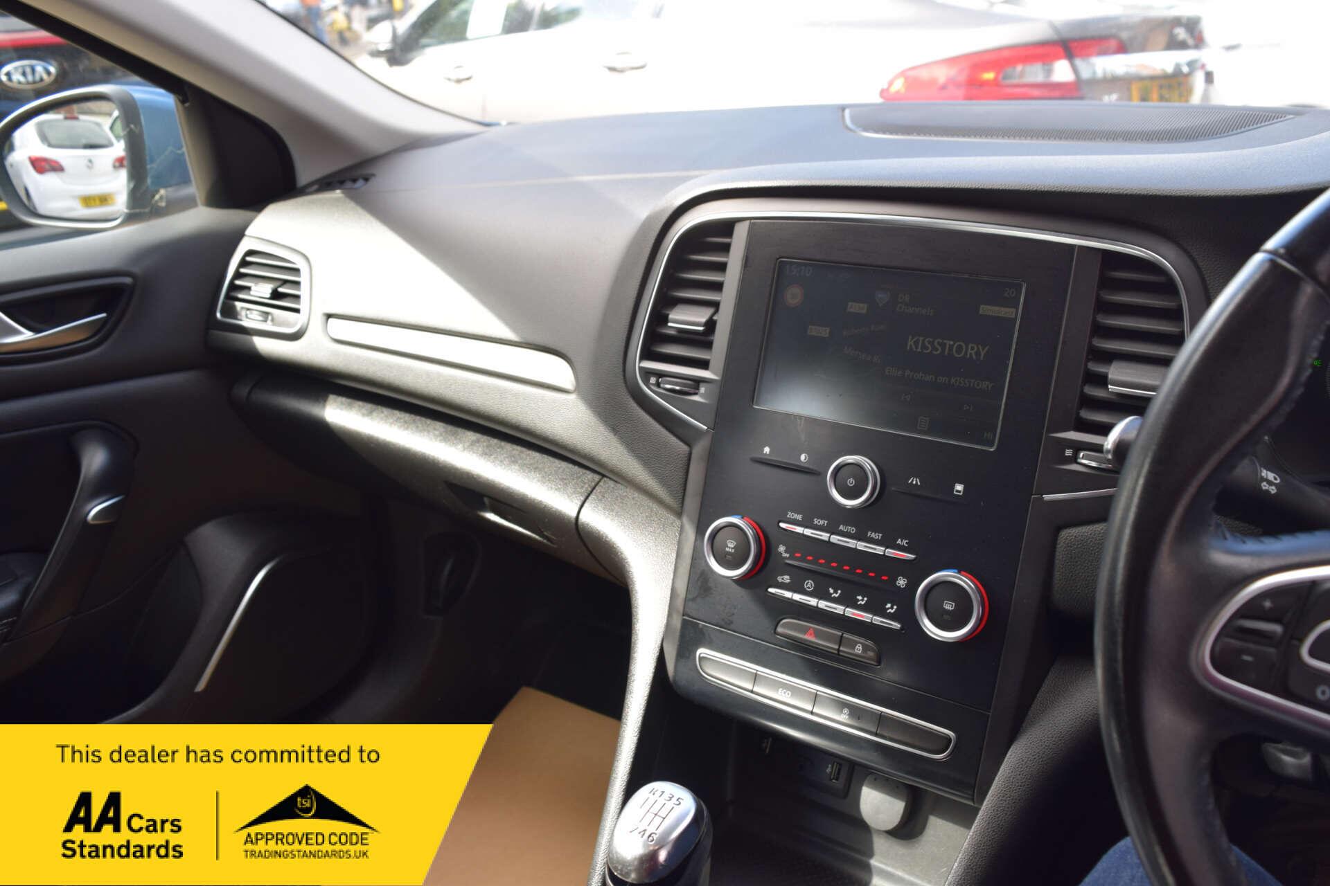 Renault Megane view 57