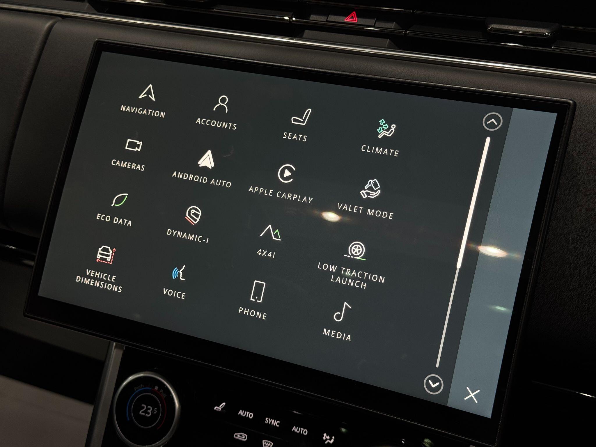 Land Rover Range Rover view 43