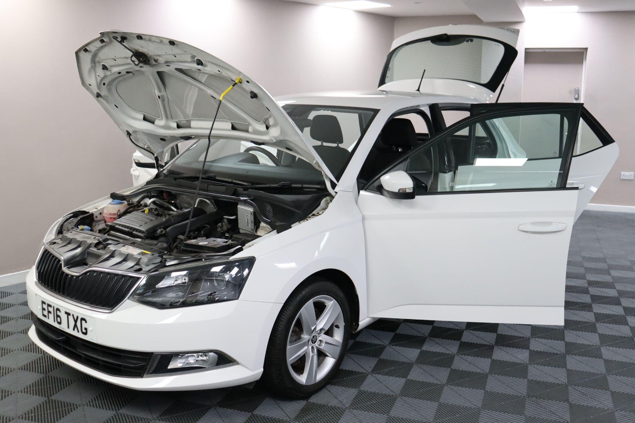 Skoda Fabia view 16