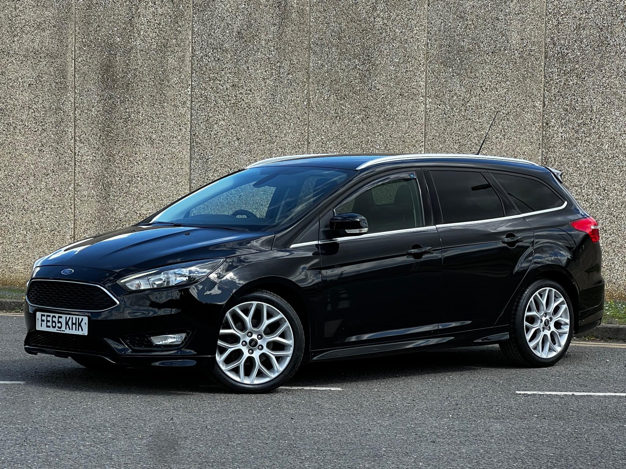 Ford Focus view 9