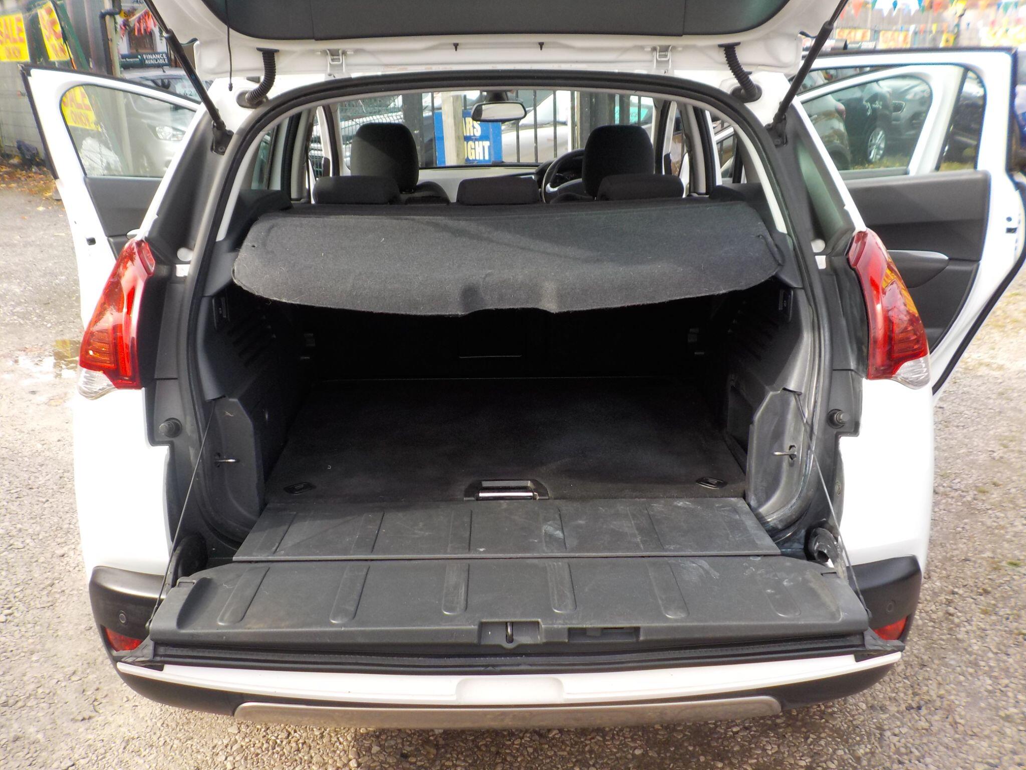 Peugeot 3008 1.6 HDi Active Euro 5 5dr