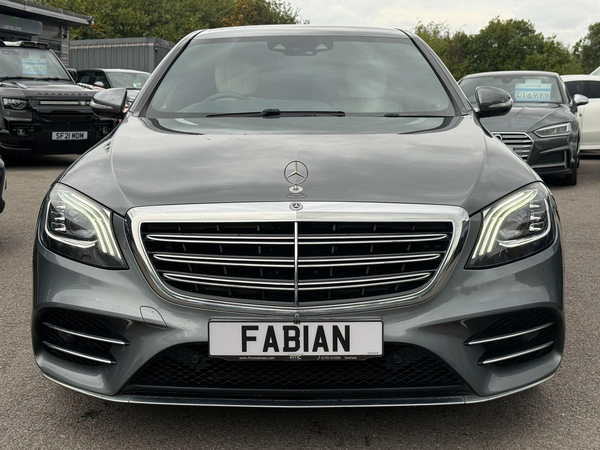 Mercedes-Benz S-Class view 4