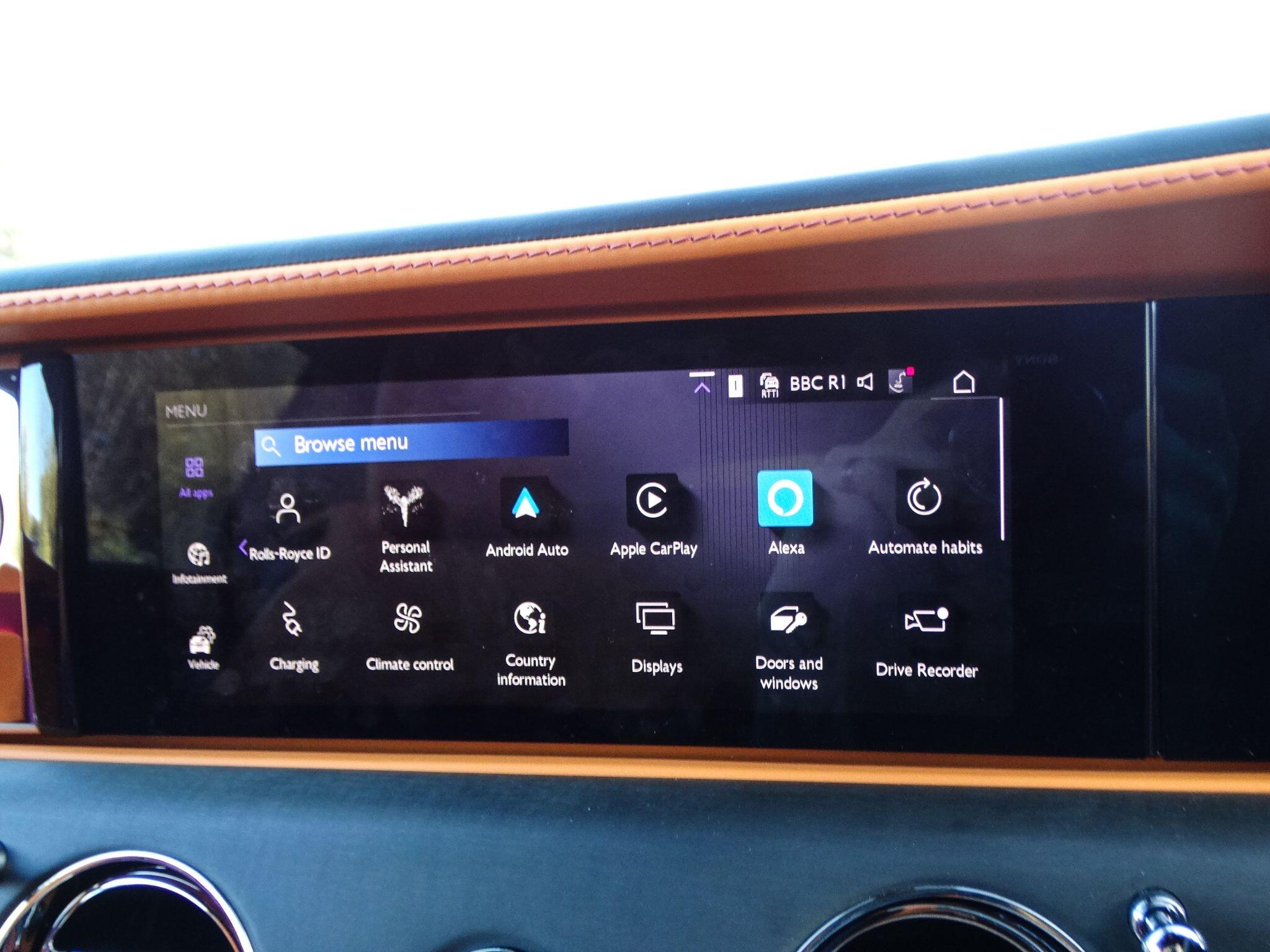 Rolls-Royce Spectre view 28