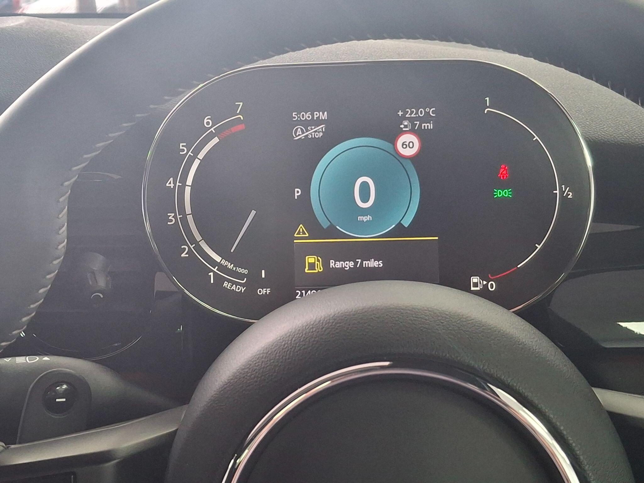 Mini Hatch view 16