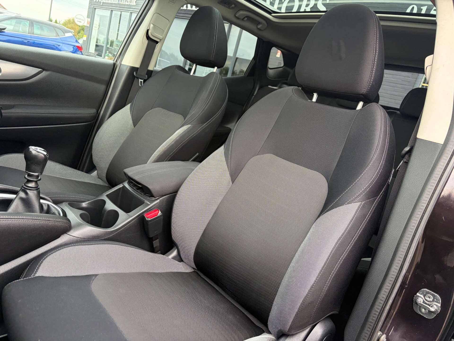 Nissan Qashqai view 17