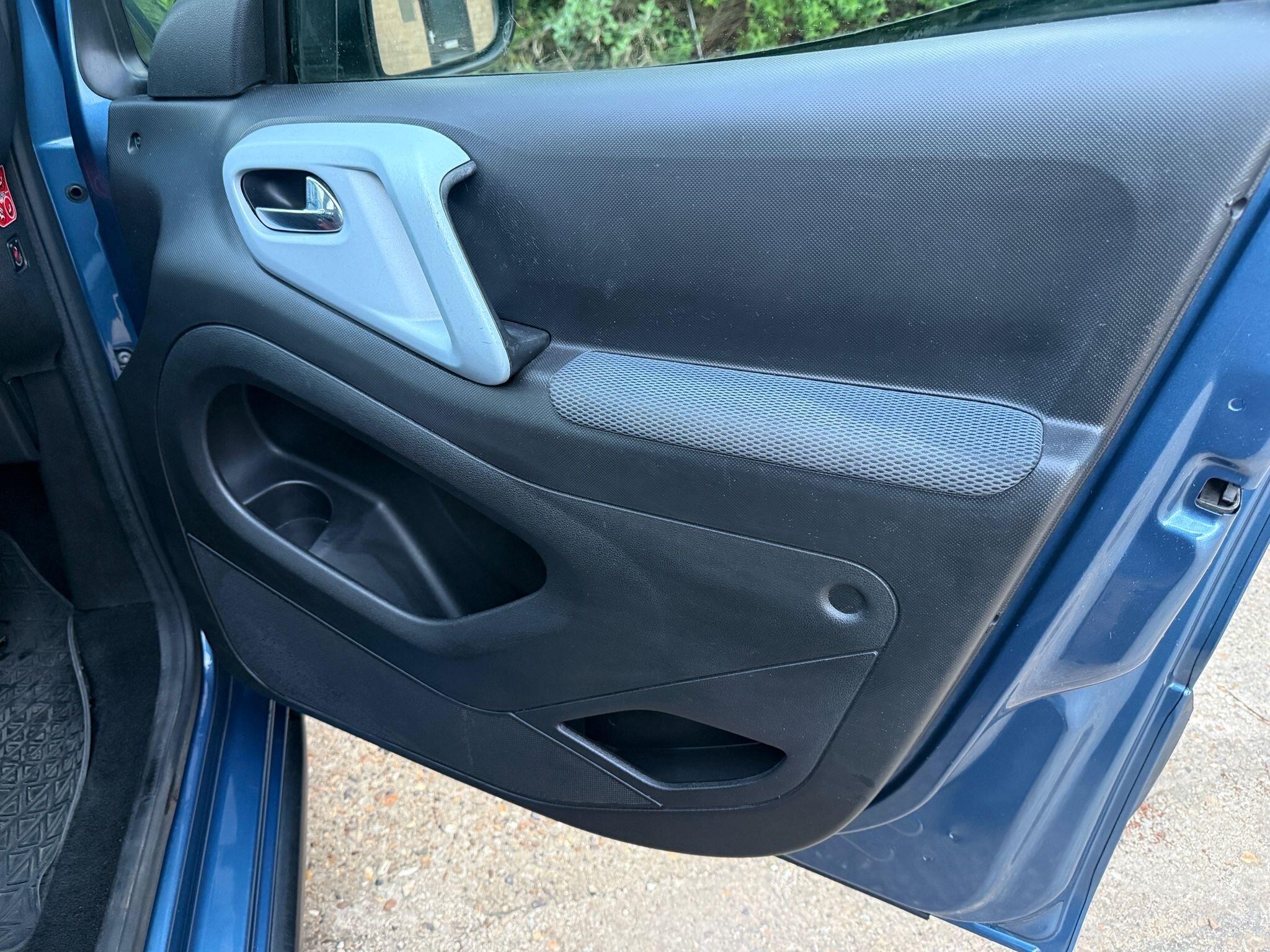 Citroen Berlingo view 12