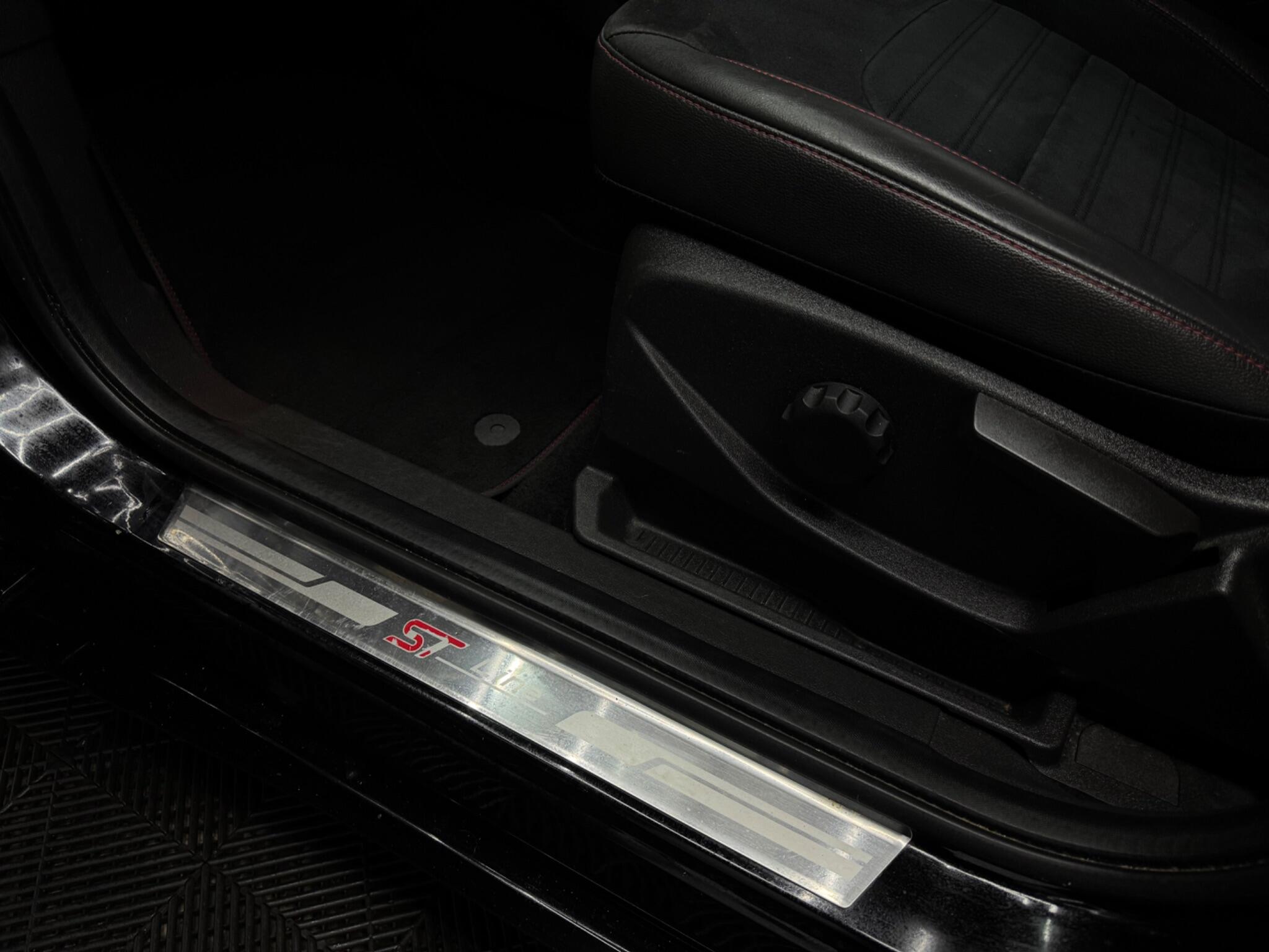 Ford Kuga view 23
