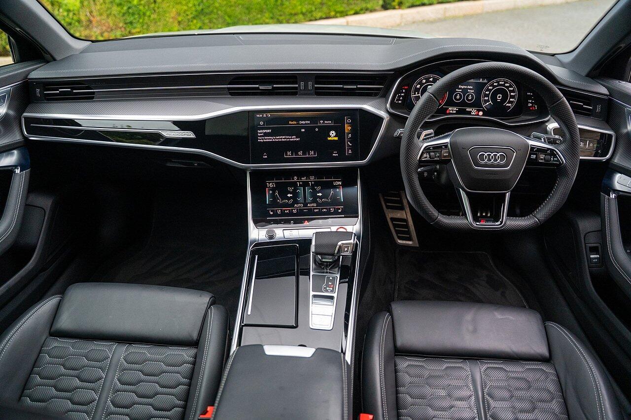 Audi RS6 view 69