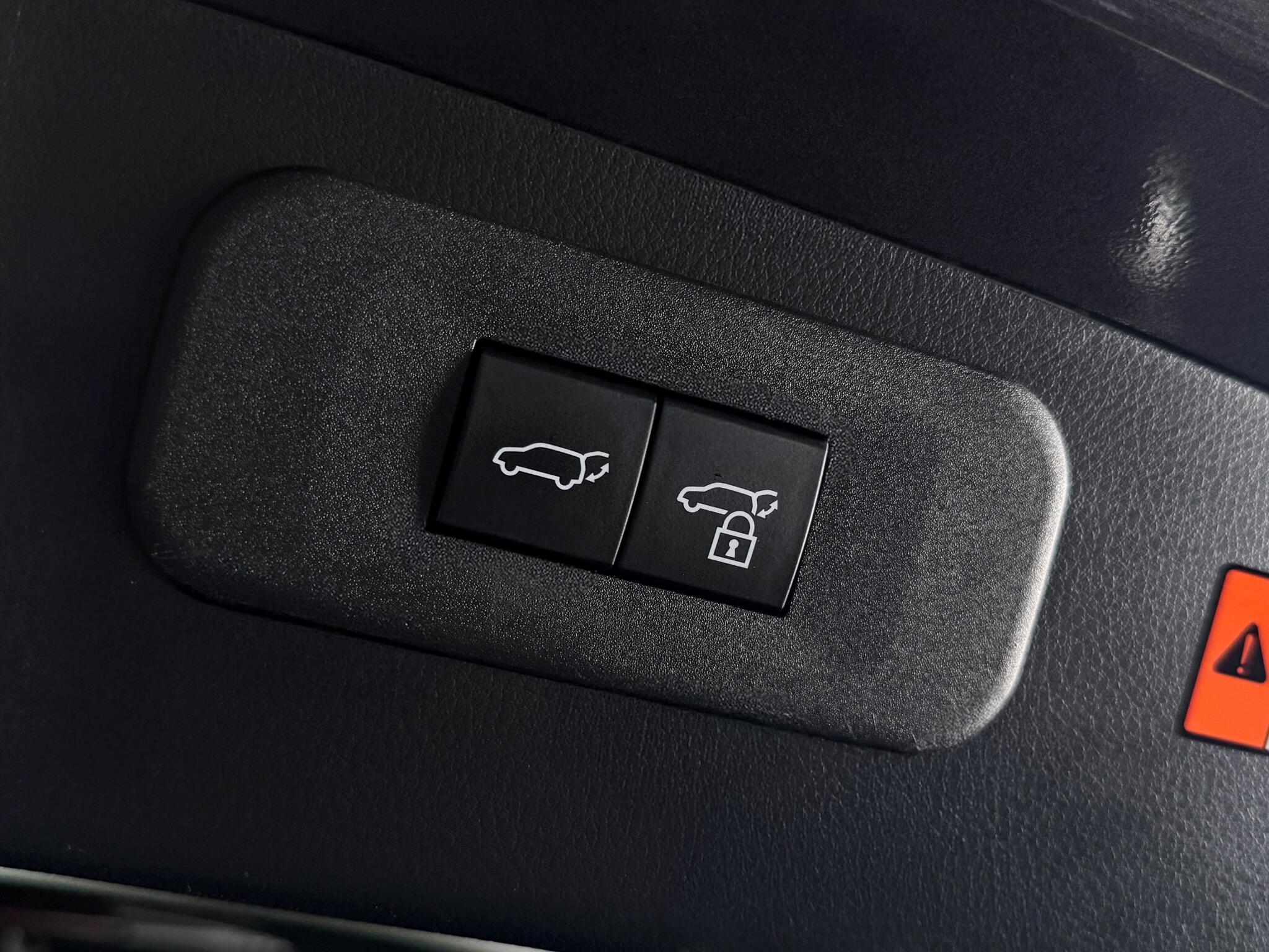 Lexus NX view 8