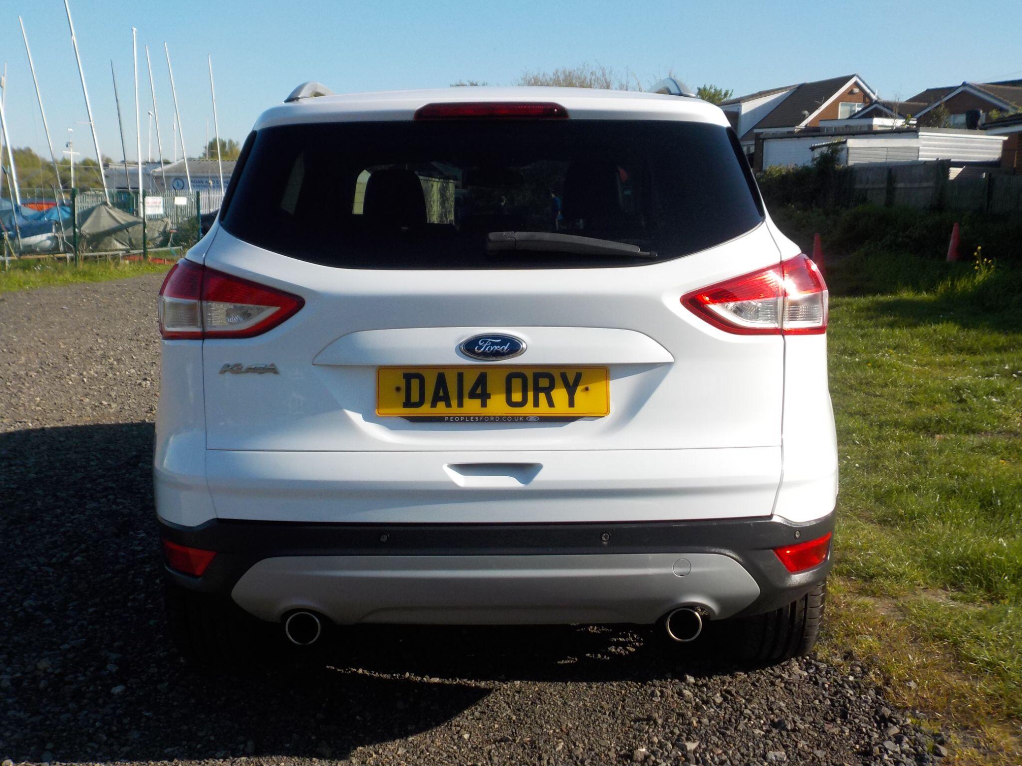 Ford Kuga 2.0 TDCi Titanium 2WD Euro 5 5dr