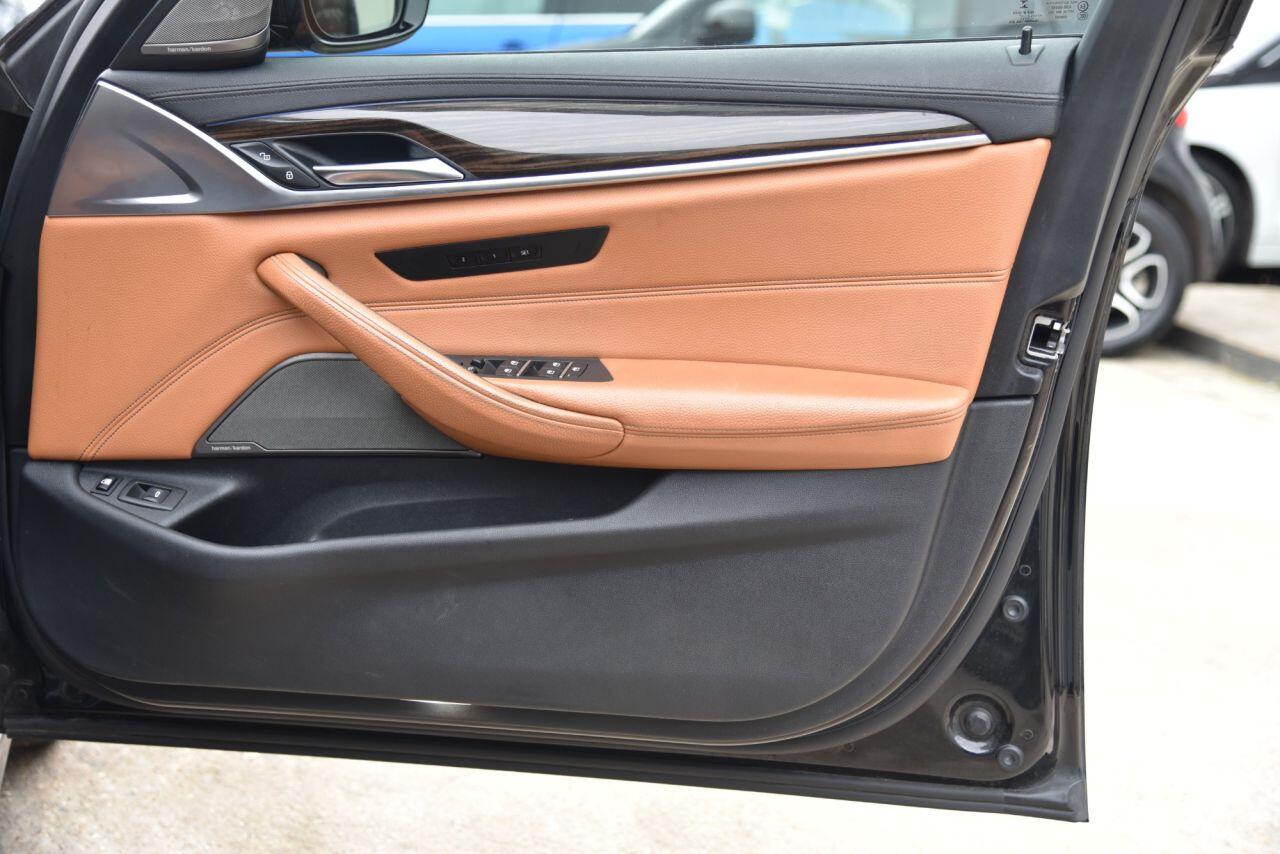 BMW 5 Series view 60