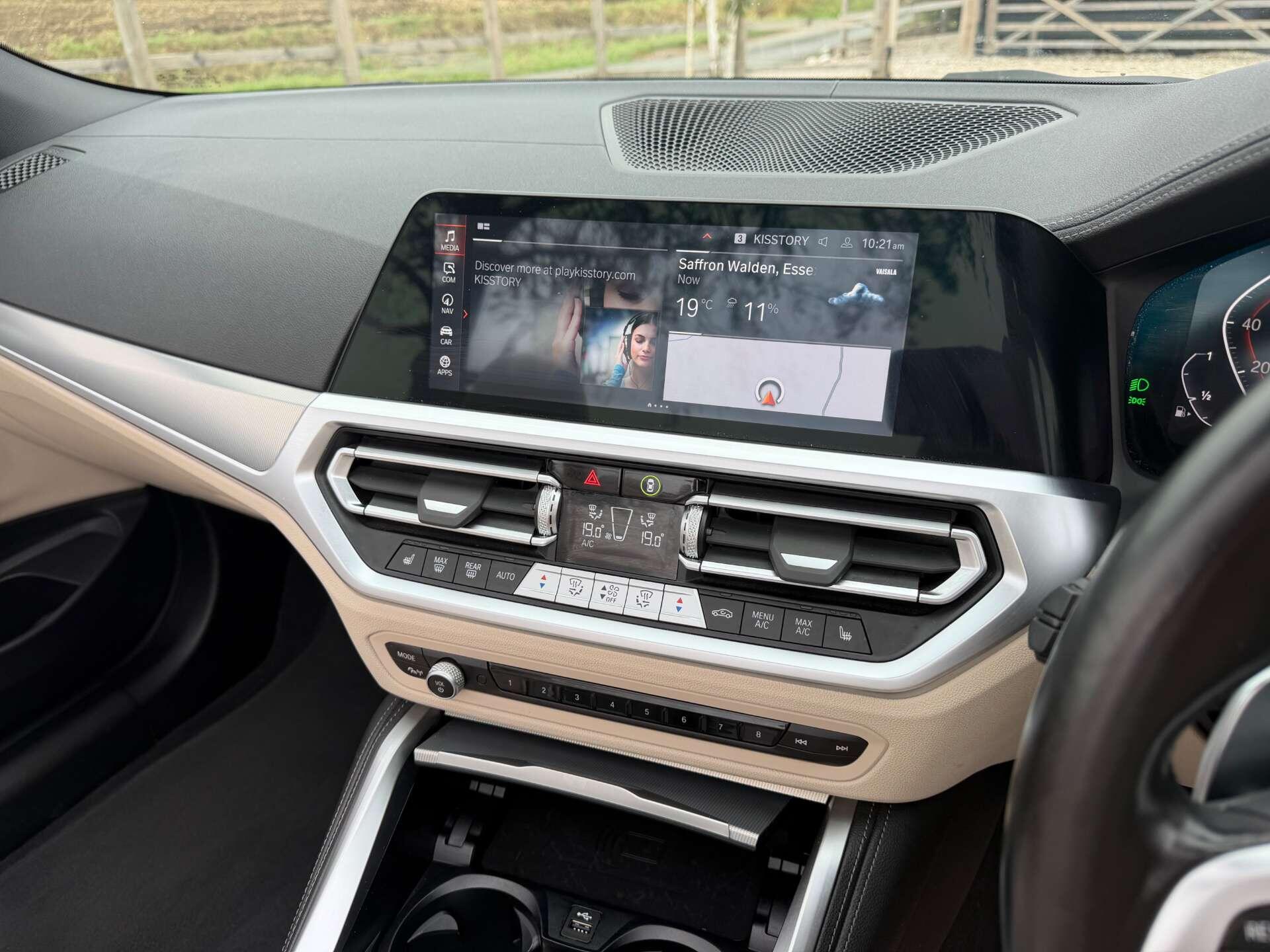 BMW 4 Series view 19