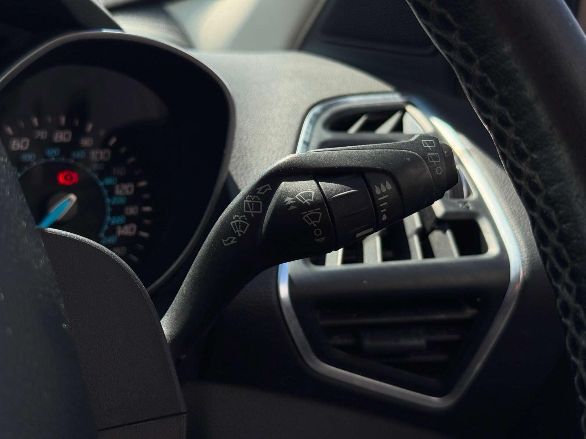 Ford Kuga view 58