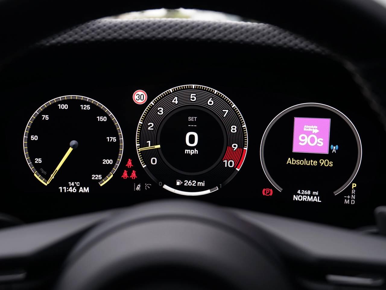 Porsche 911 view 28