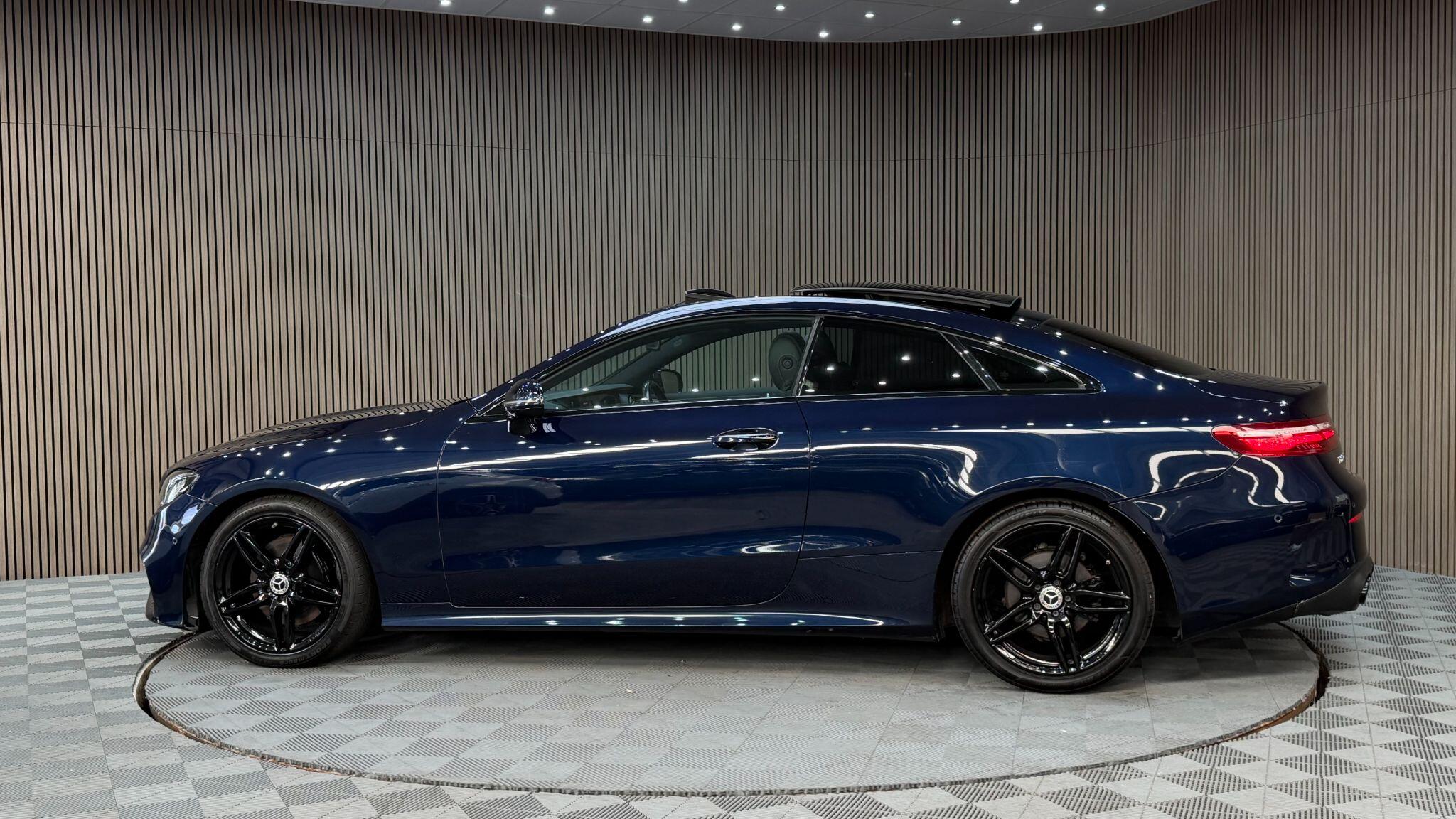 Mercedes-Benz E-Class view 49
