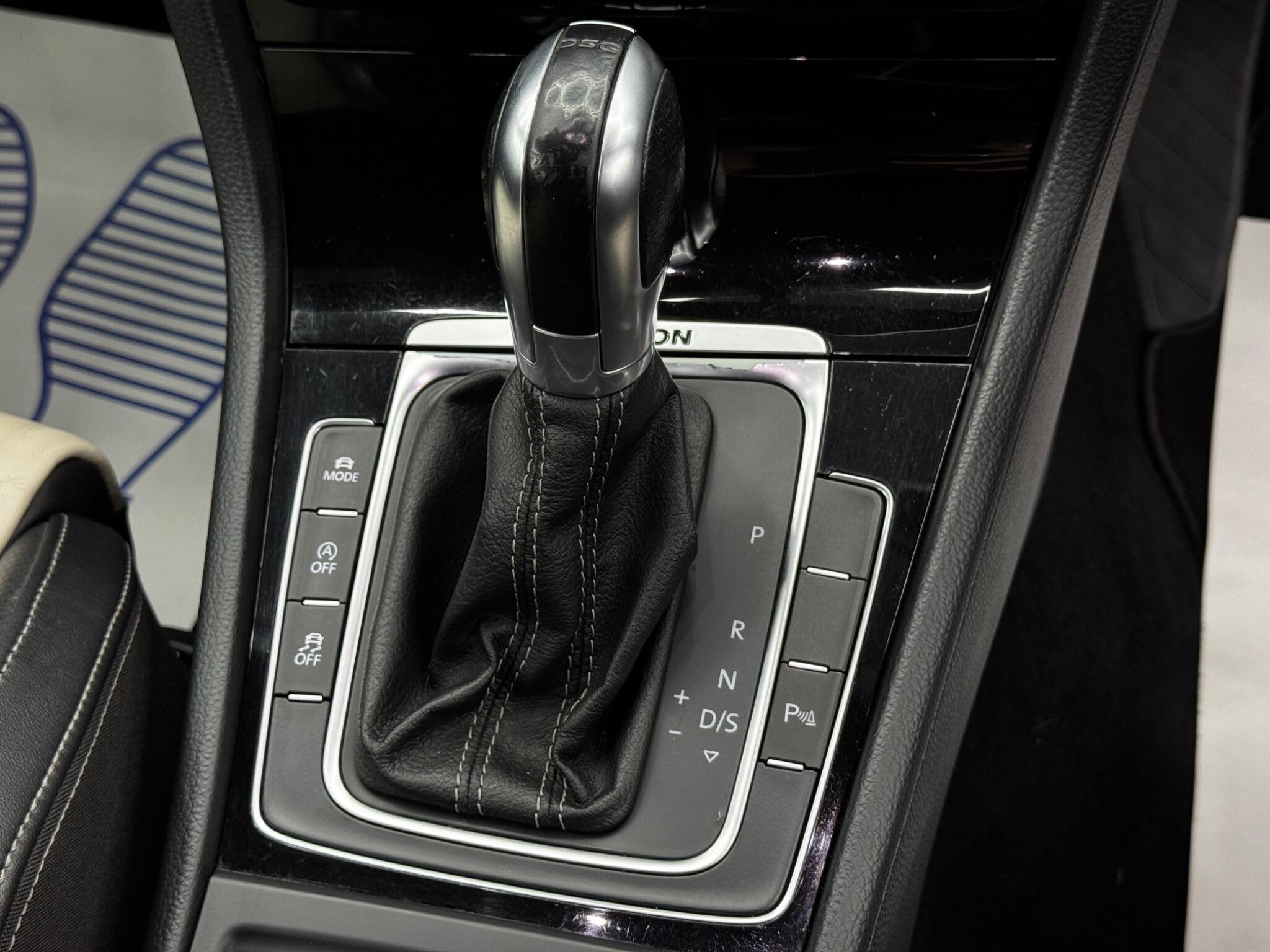 Volkswagen Golf view 26