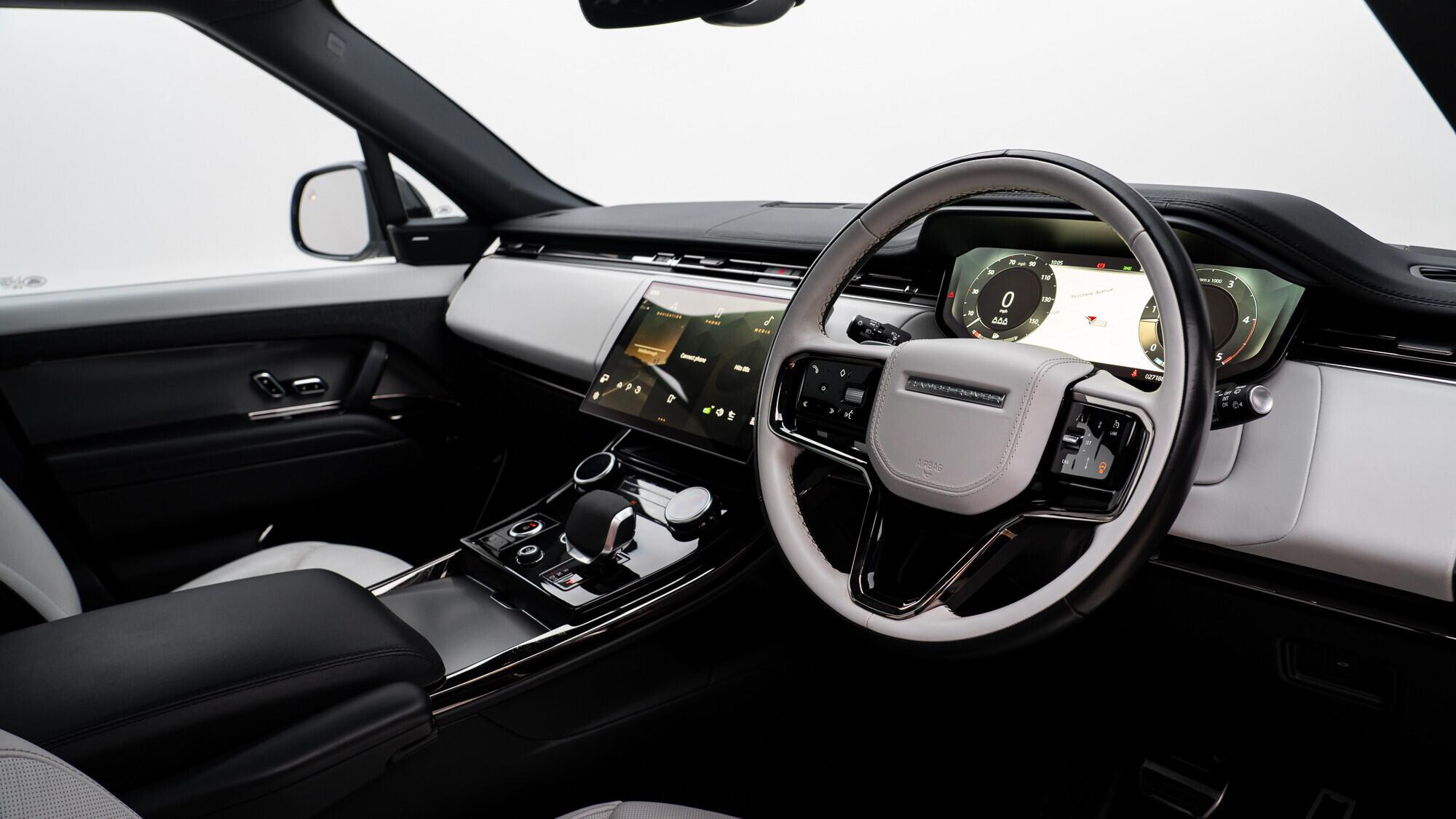 Land Rover Range Rover Sport view 35