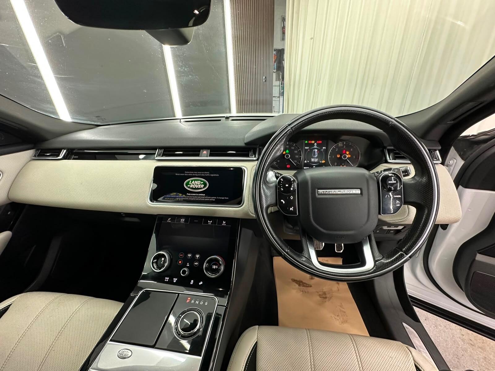 Land Rover Range Rover Velar view 38