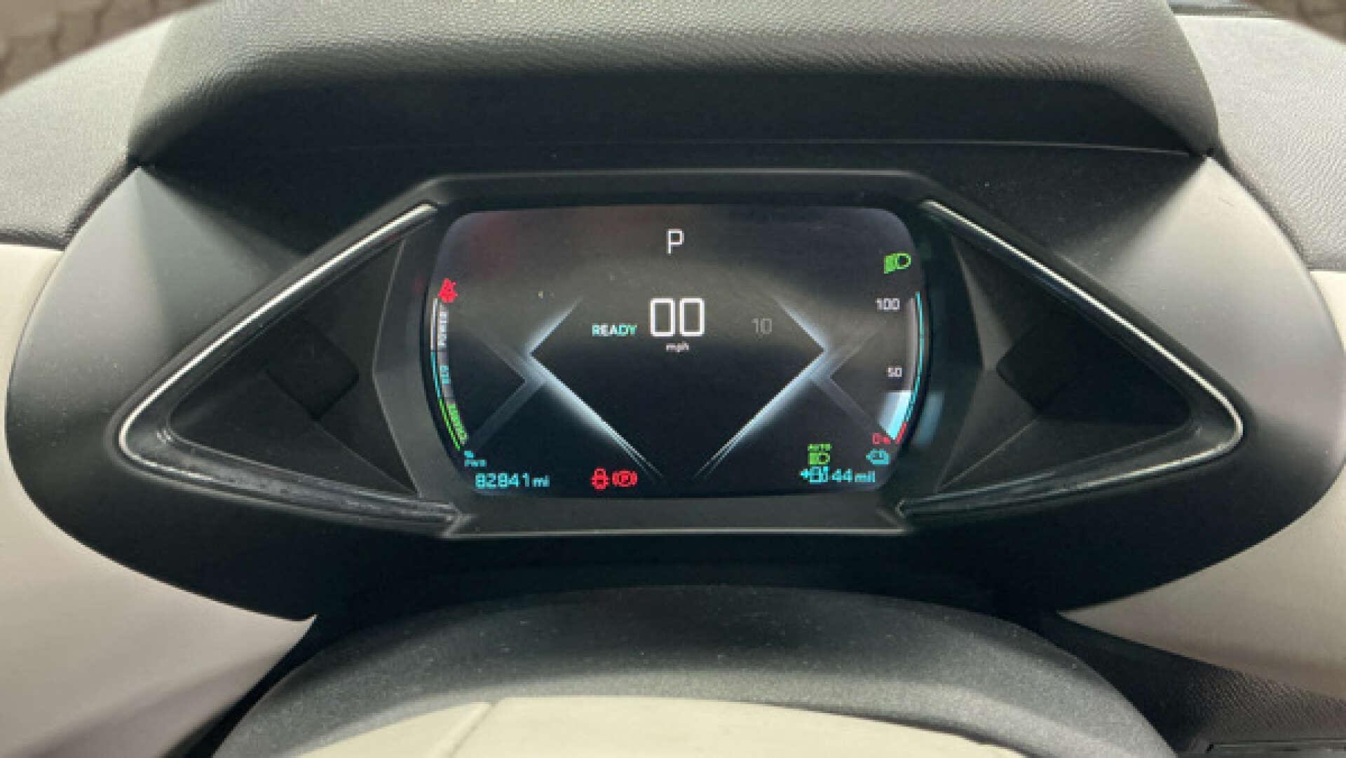 DS Automobiles DS 3 Crossback view 8
