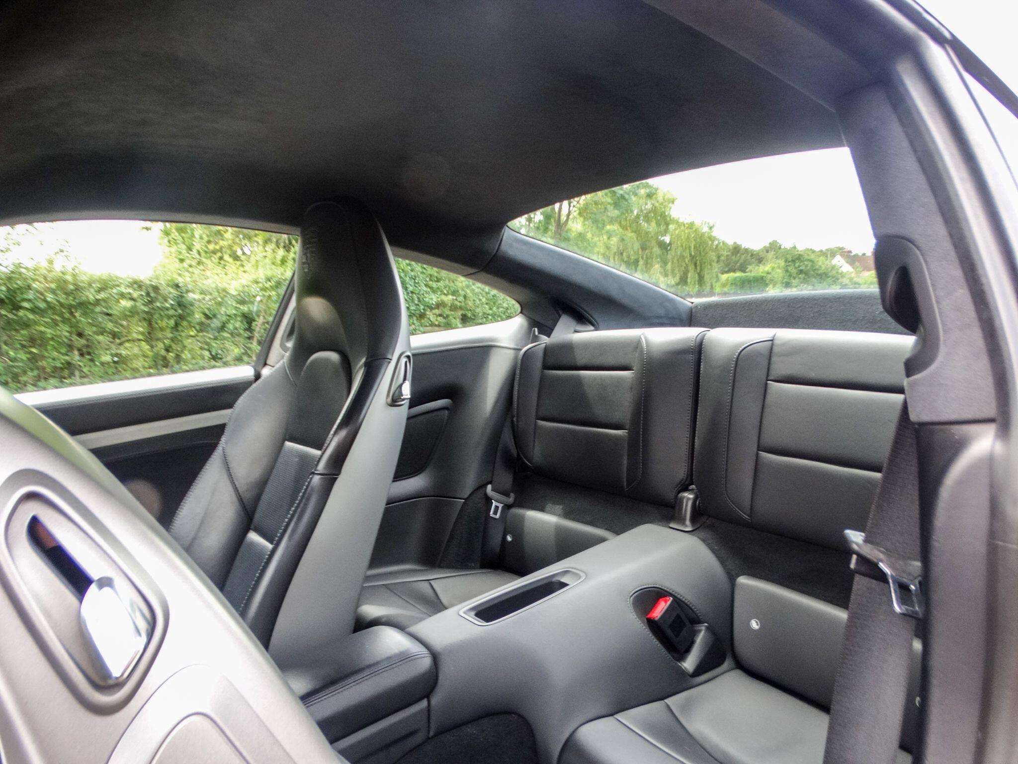 Porsche 911 view 13
