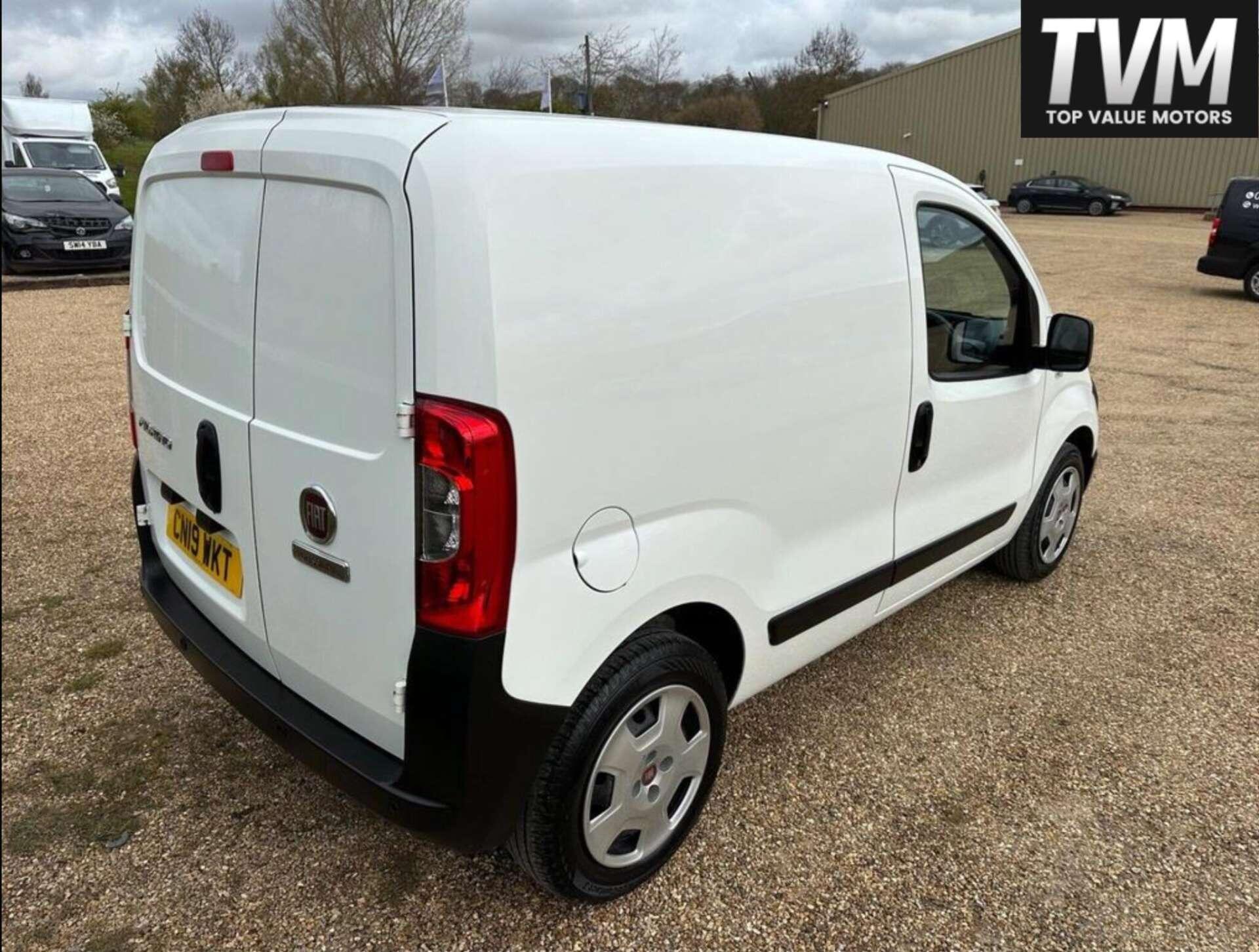 Fiat Fiorino view 8
