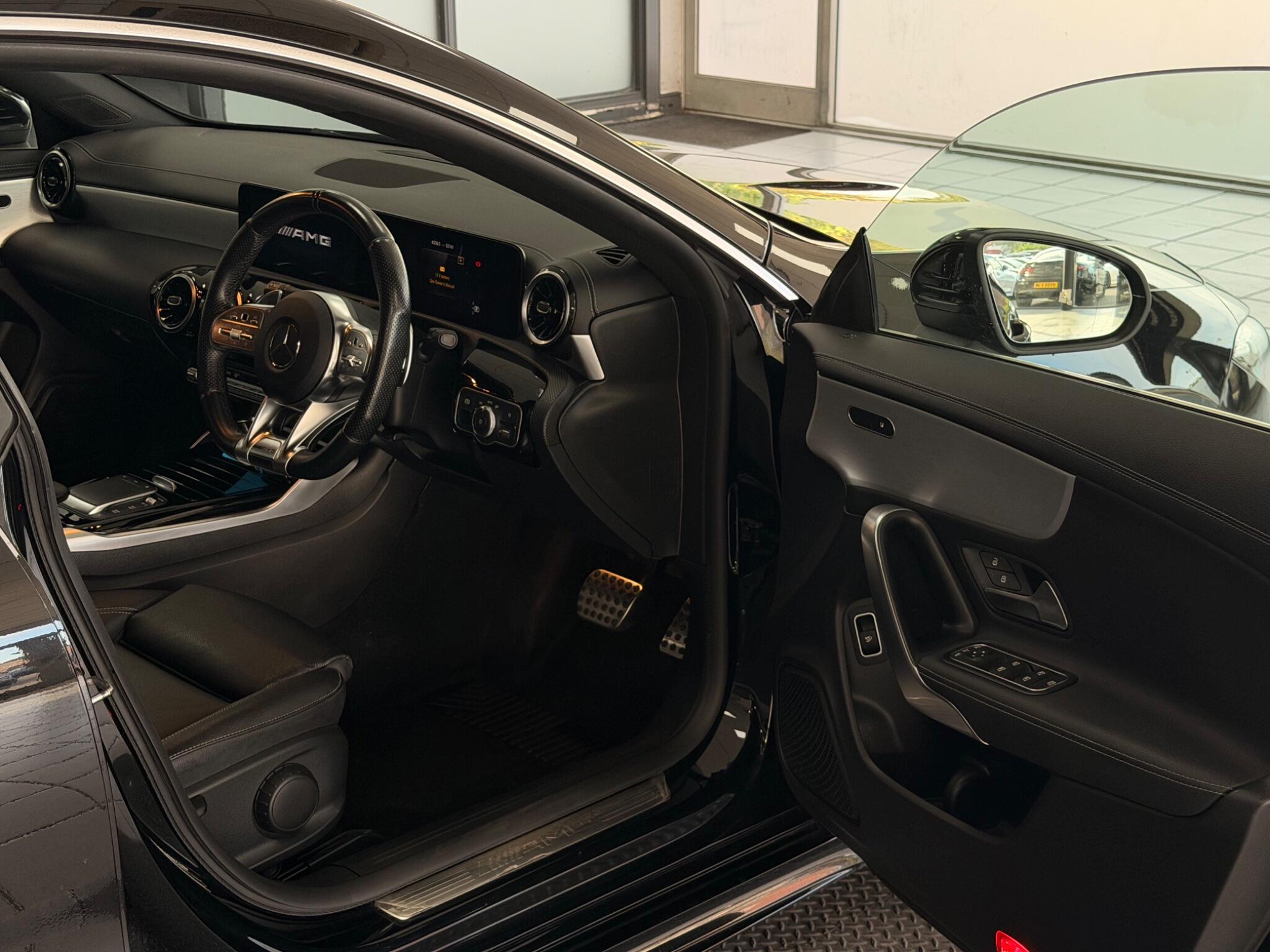 Mercedes-Benz Cla view 11