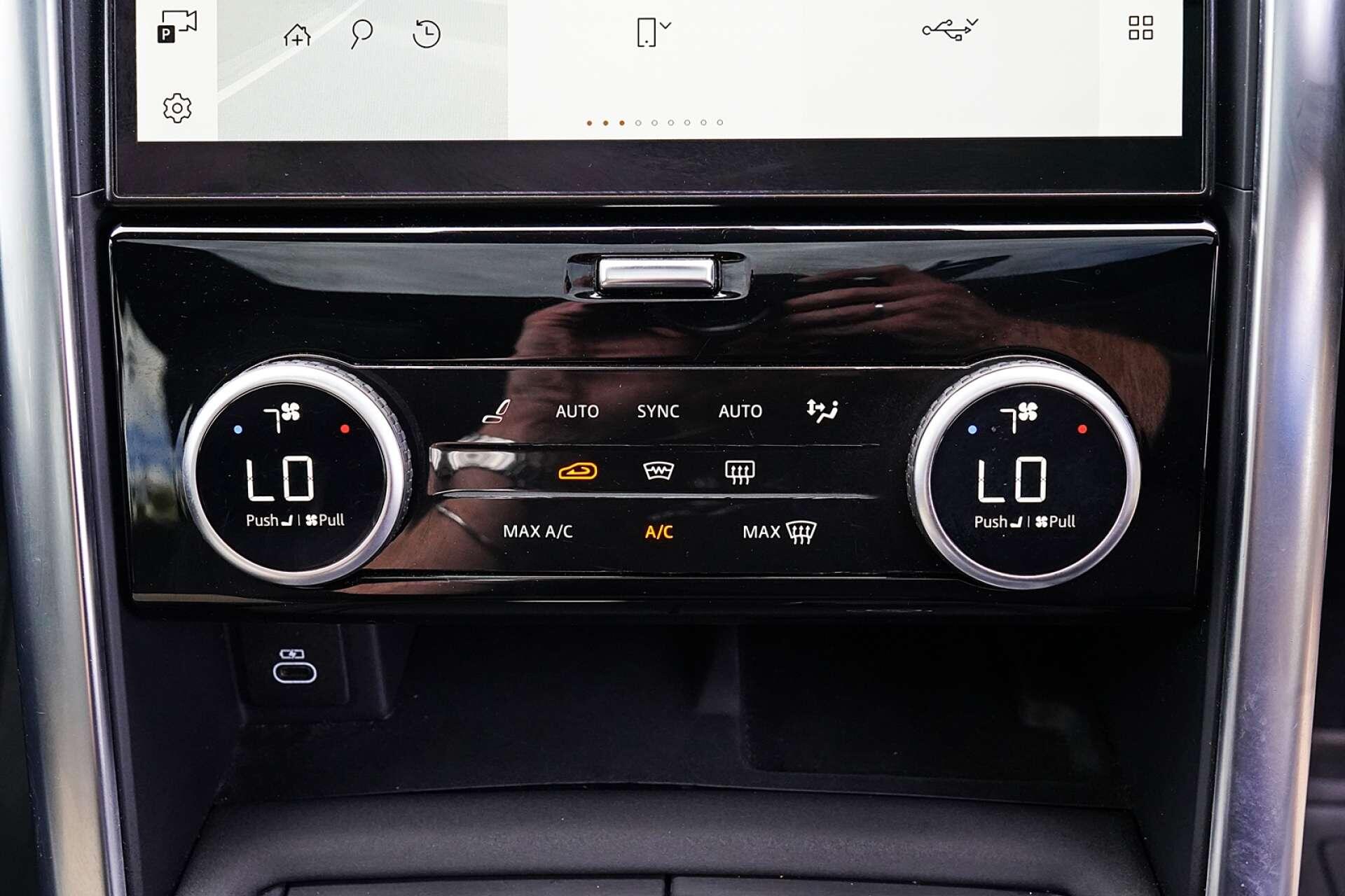 Land Rover Discovery view 23