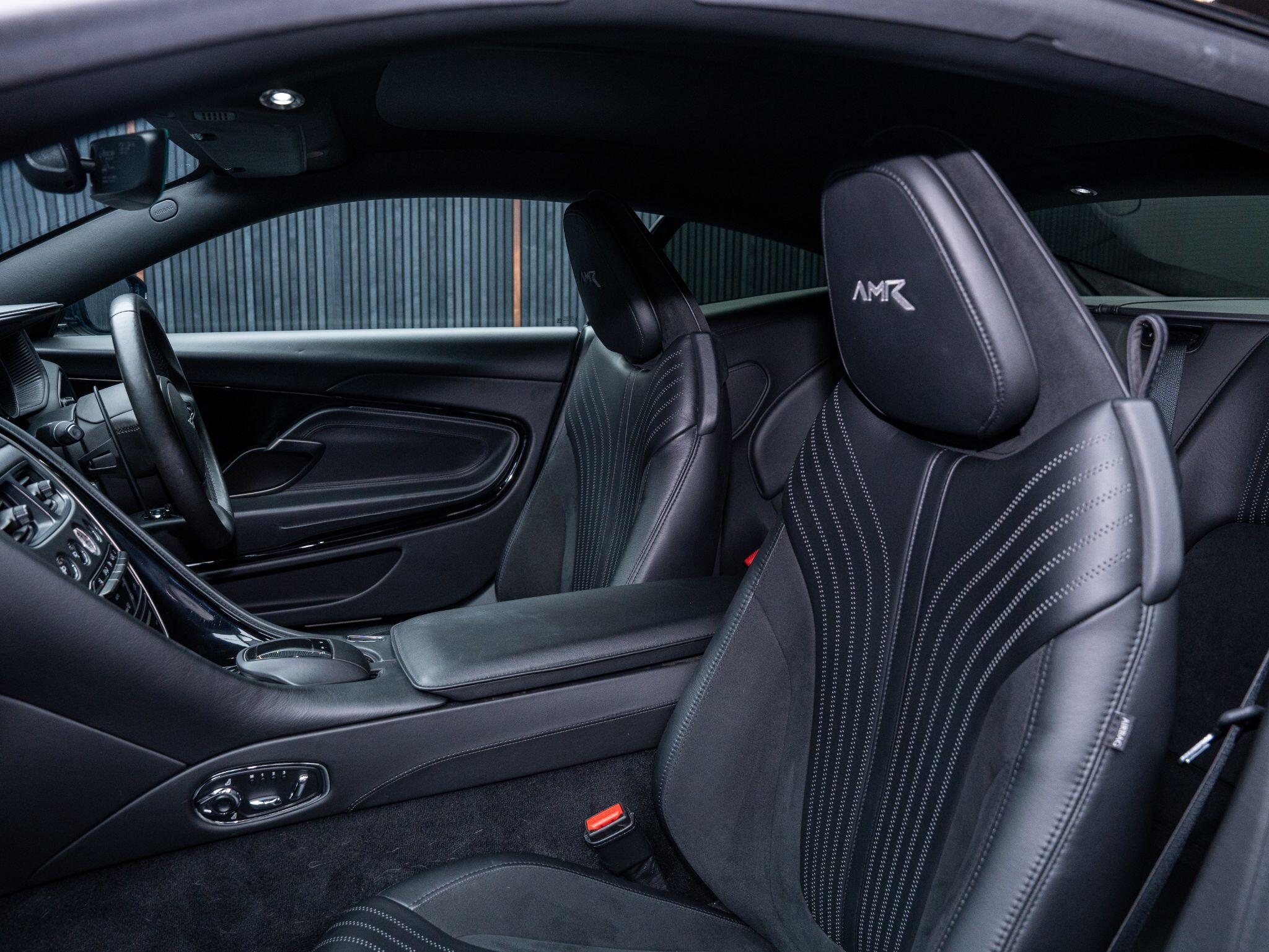 Aston Martin DB11 view 32
