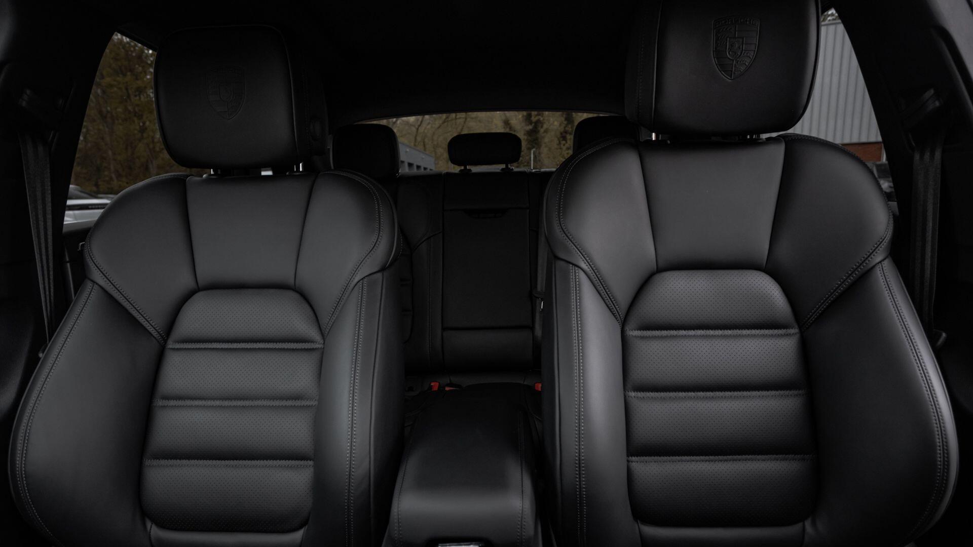 Porsche Macan view 32