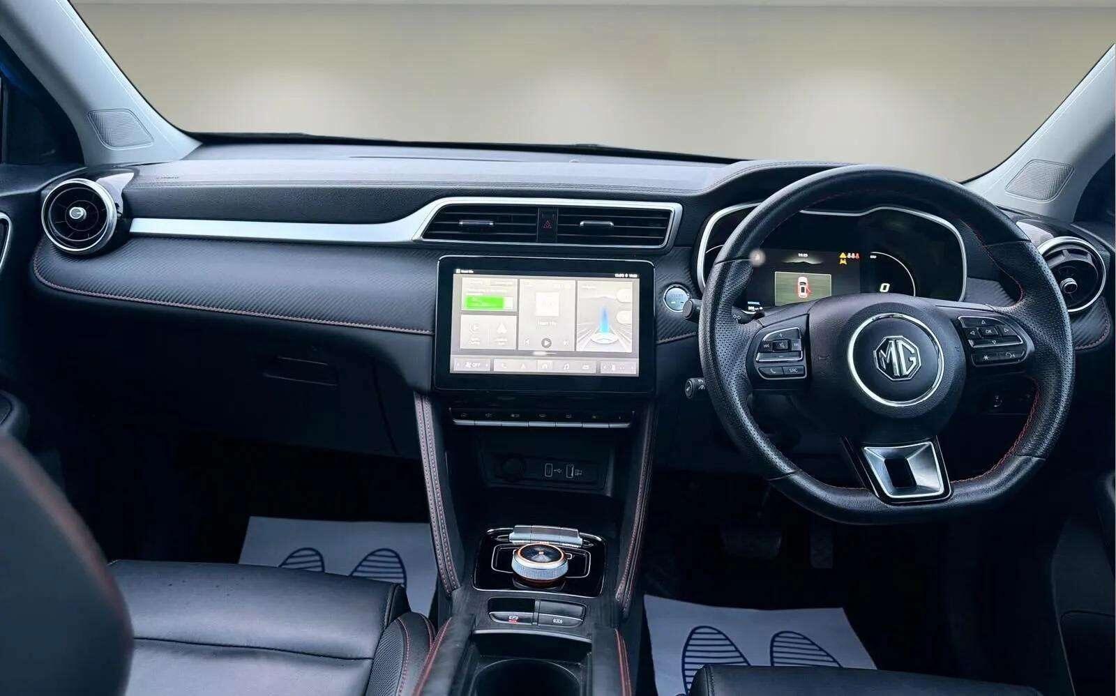 MG MG ZS view 25