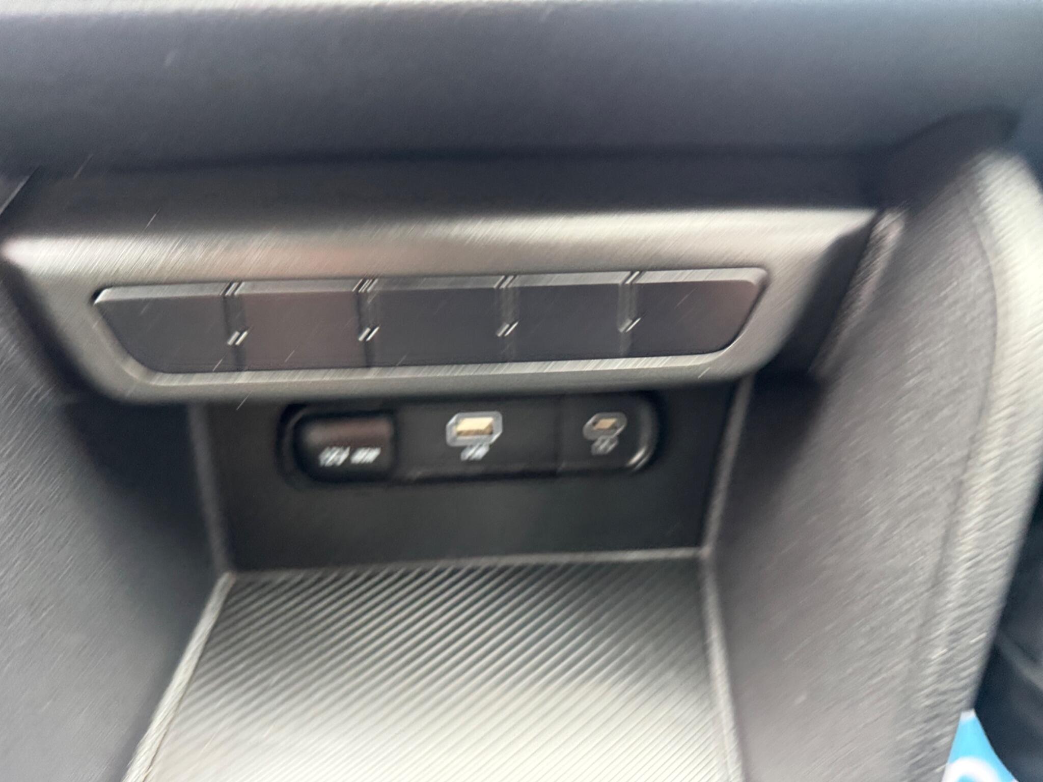 Kia Sportage view 45