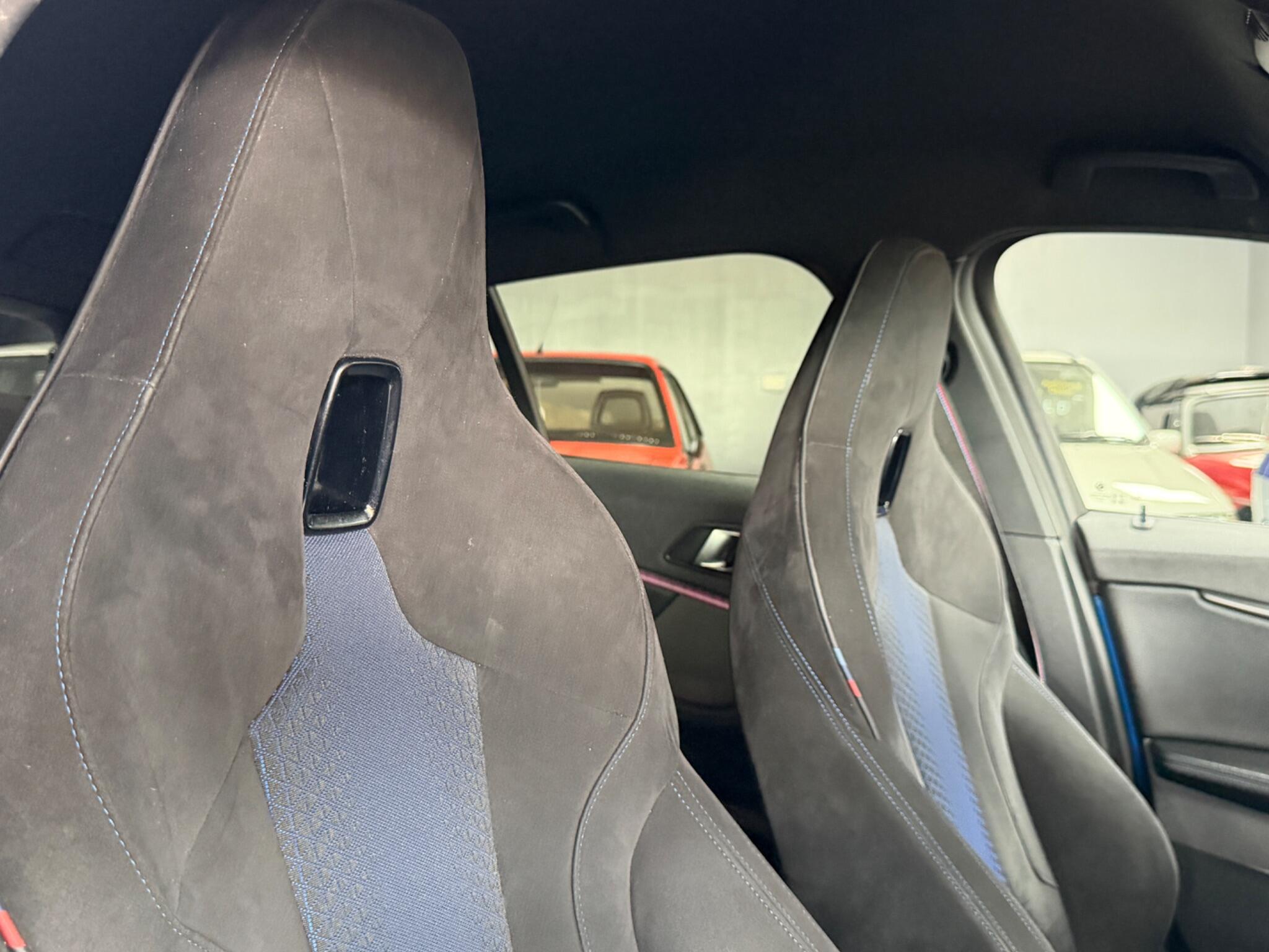 BMW 1 Series view 29