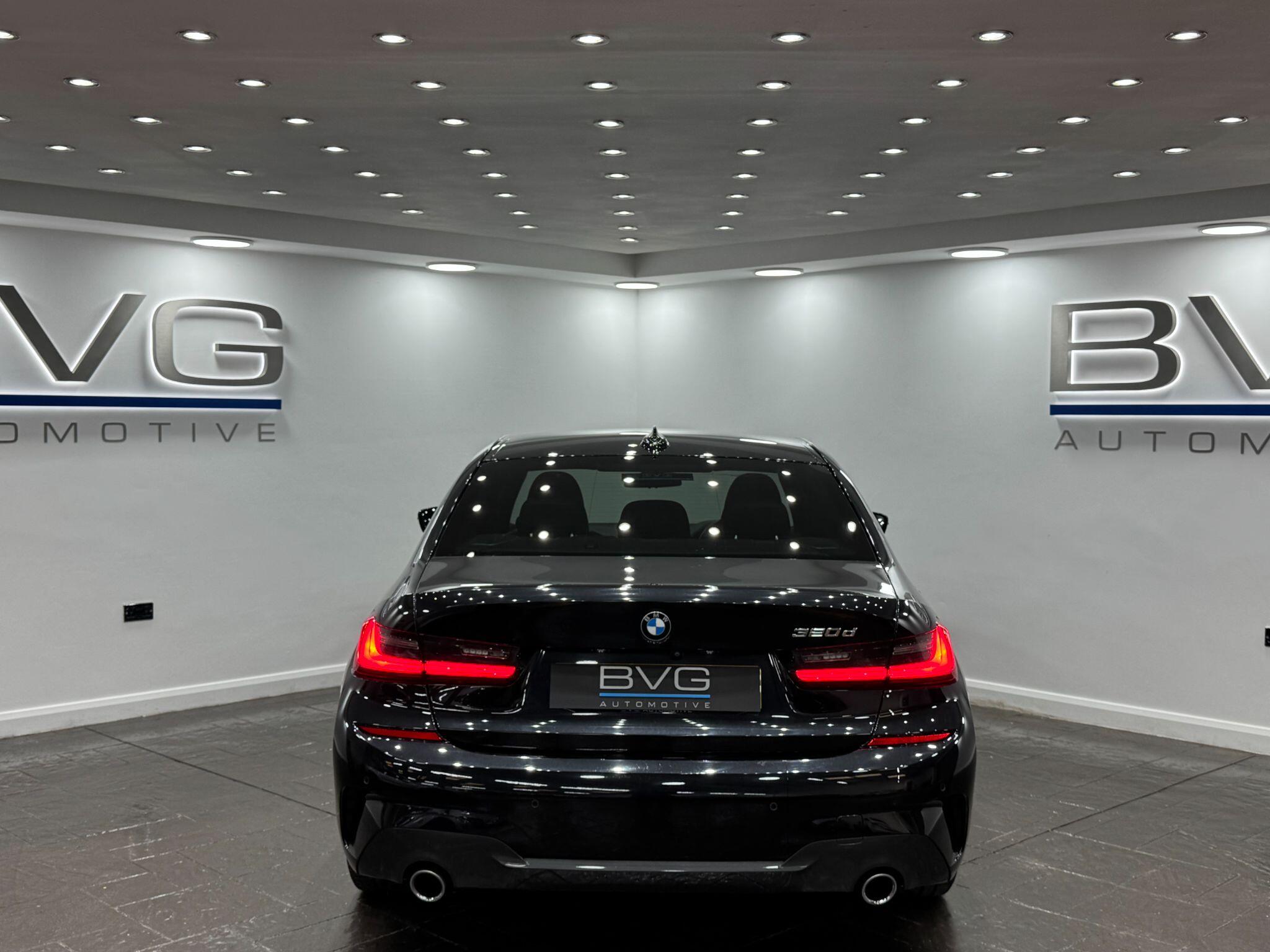 BMW 3 Series view 8