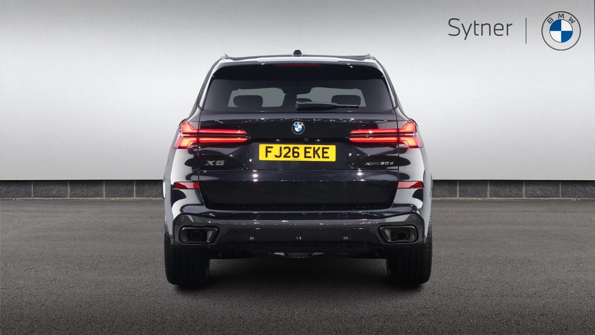 BMW X5 view 15