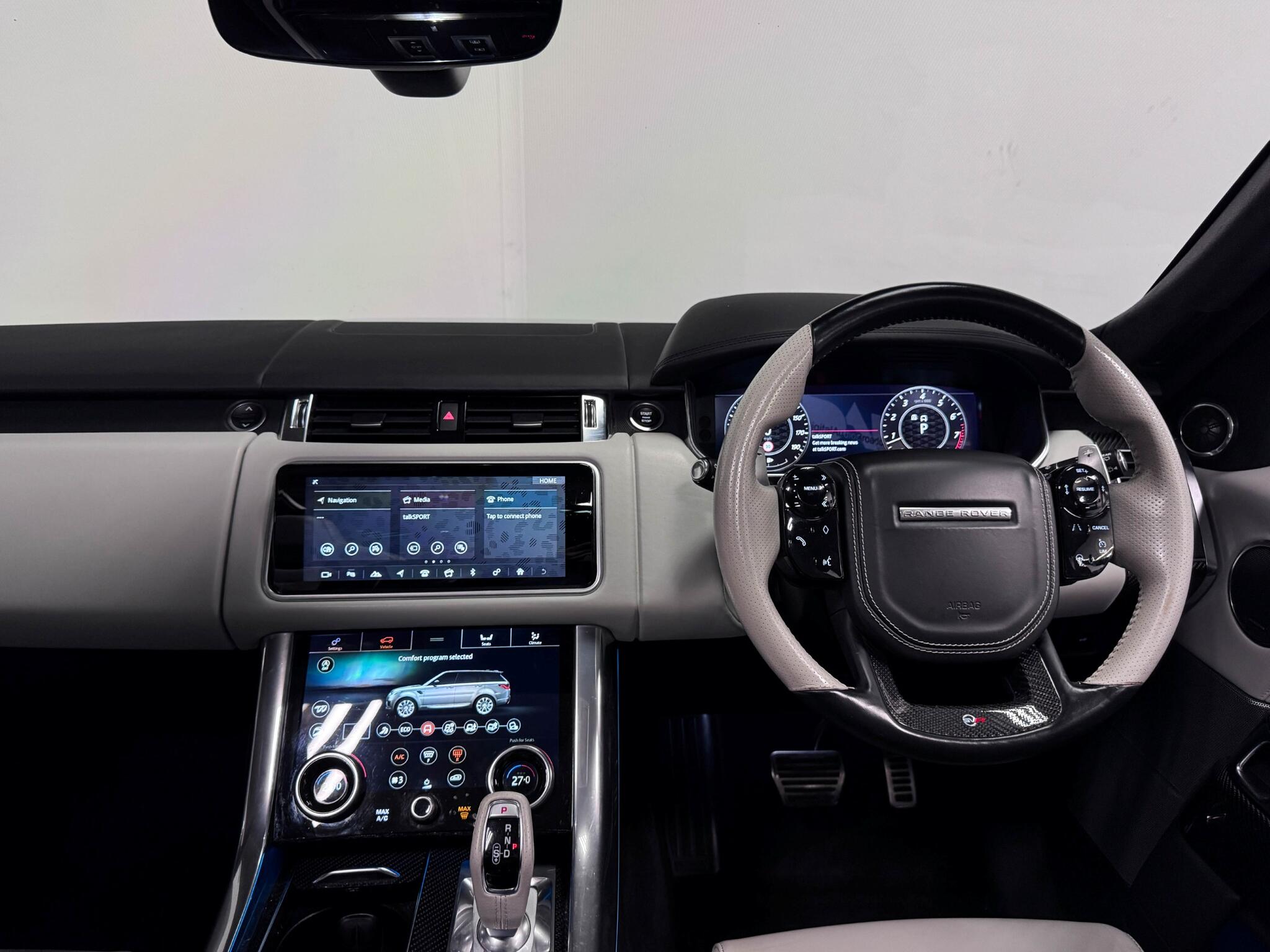 Land Rover Range Rover Sport view 43