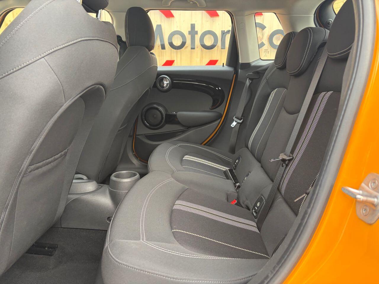 Mini Hatch view 19