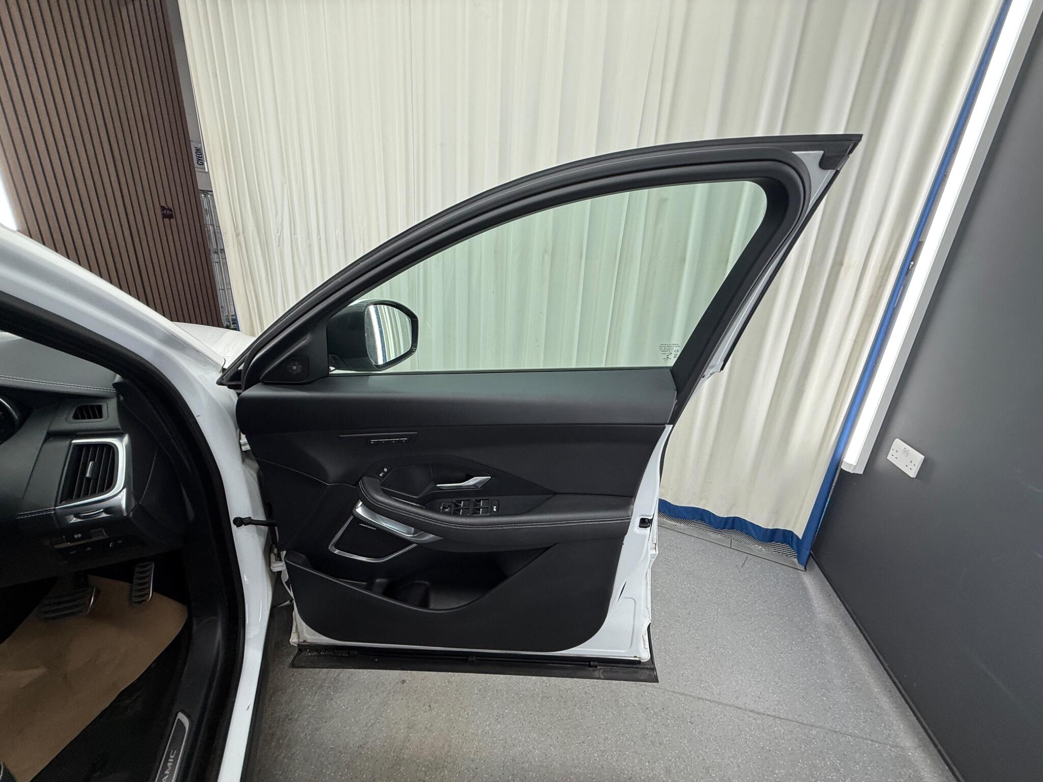 Jaguar E-Pace view 20