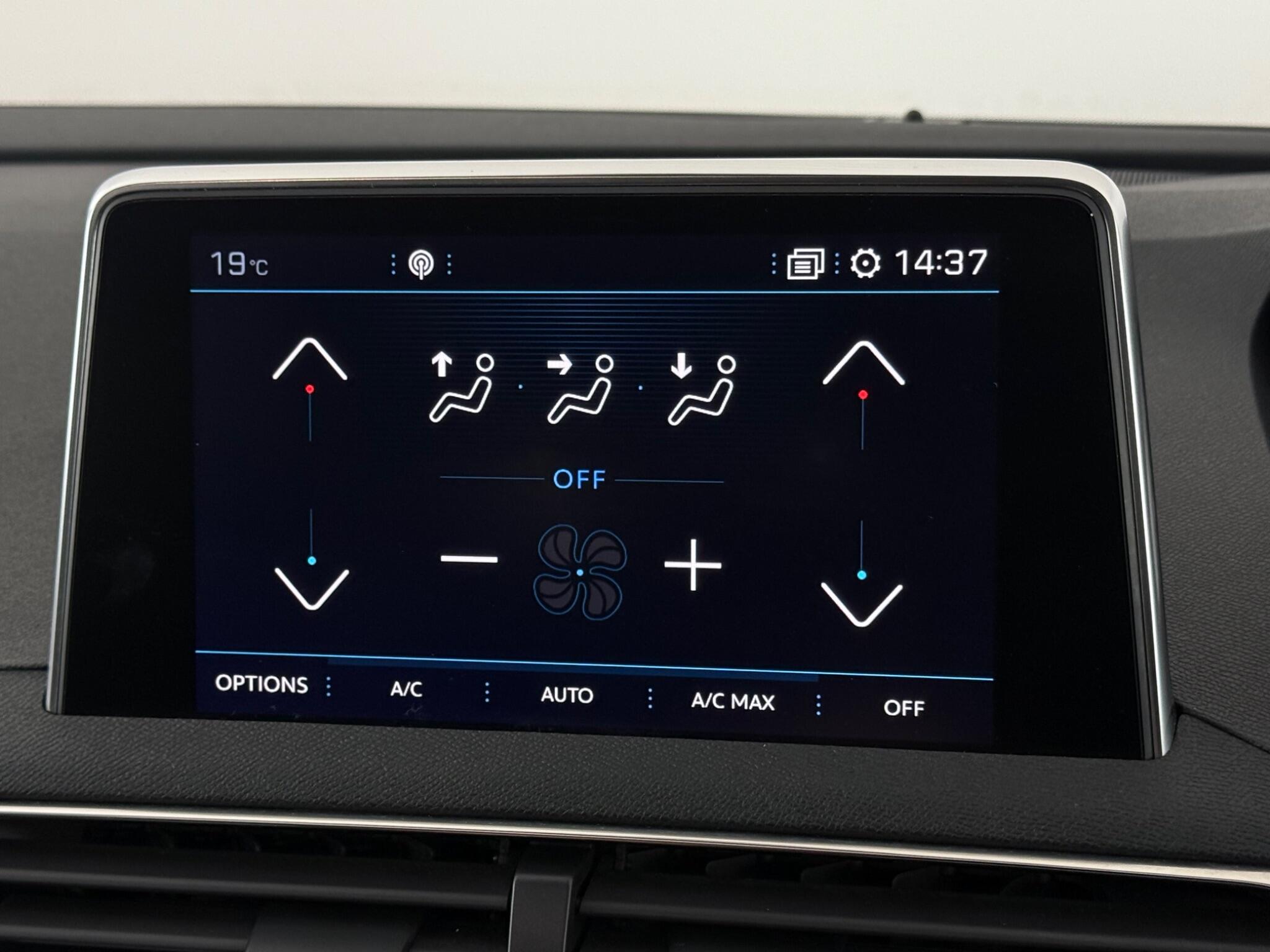 Peugeot 3008 view 22