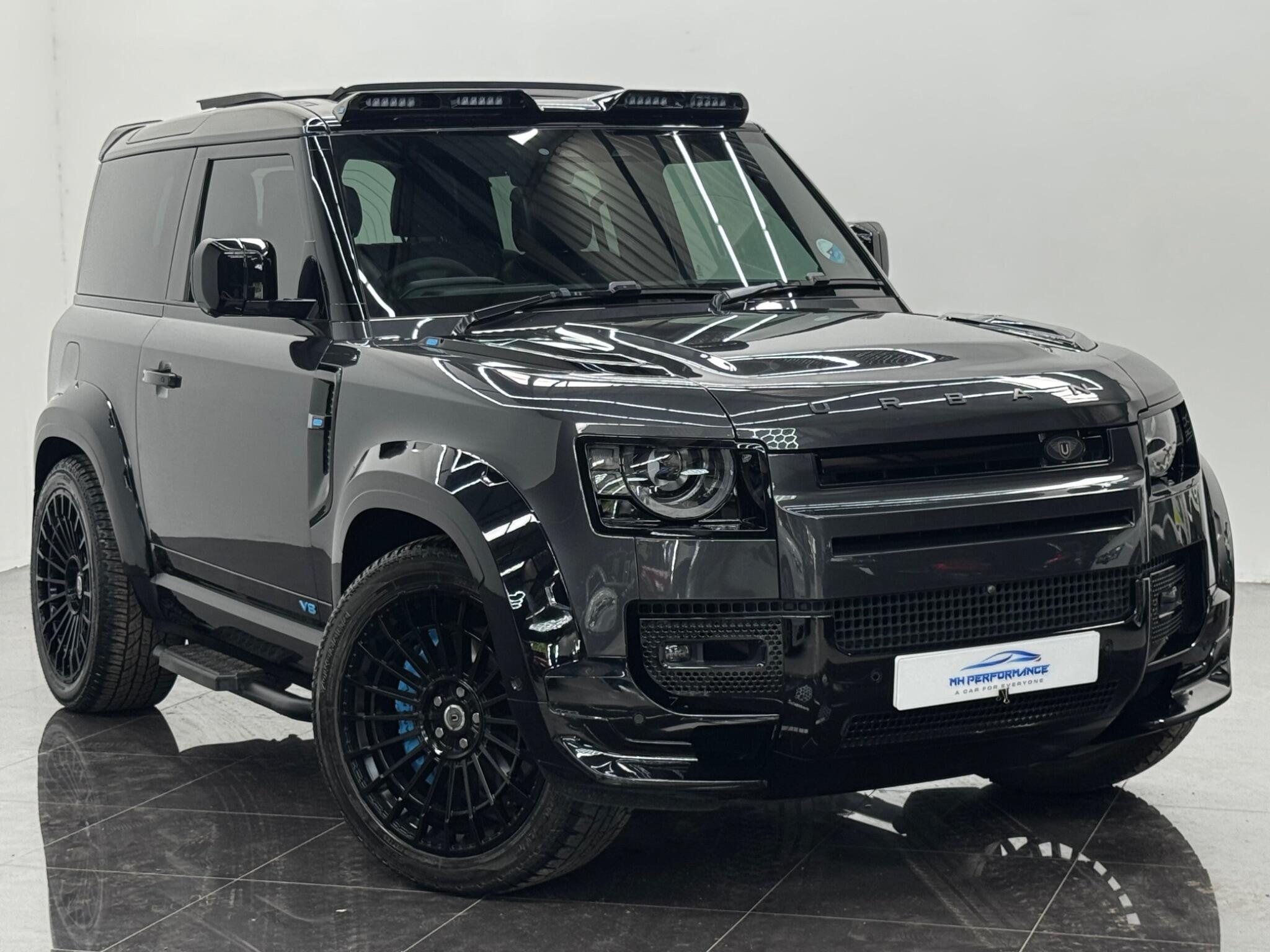 Land Rover Defender view 24