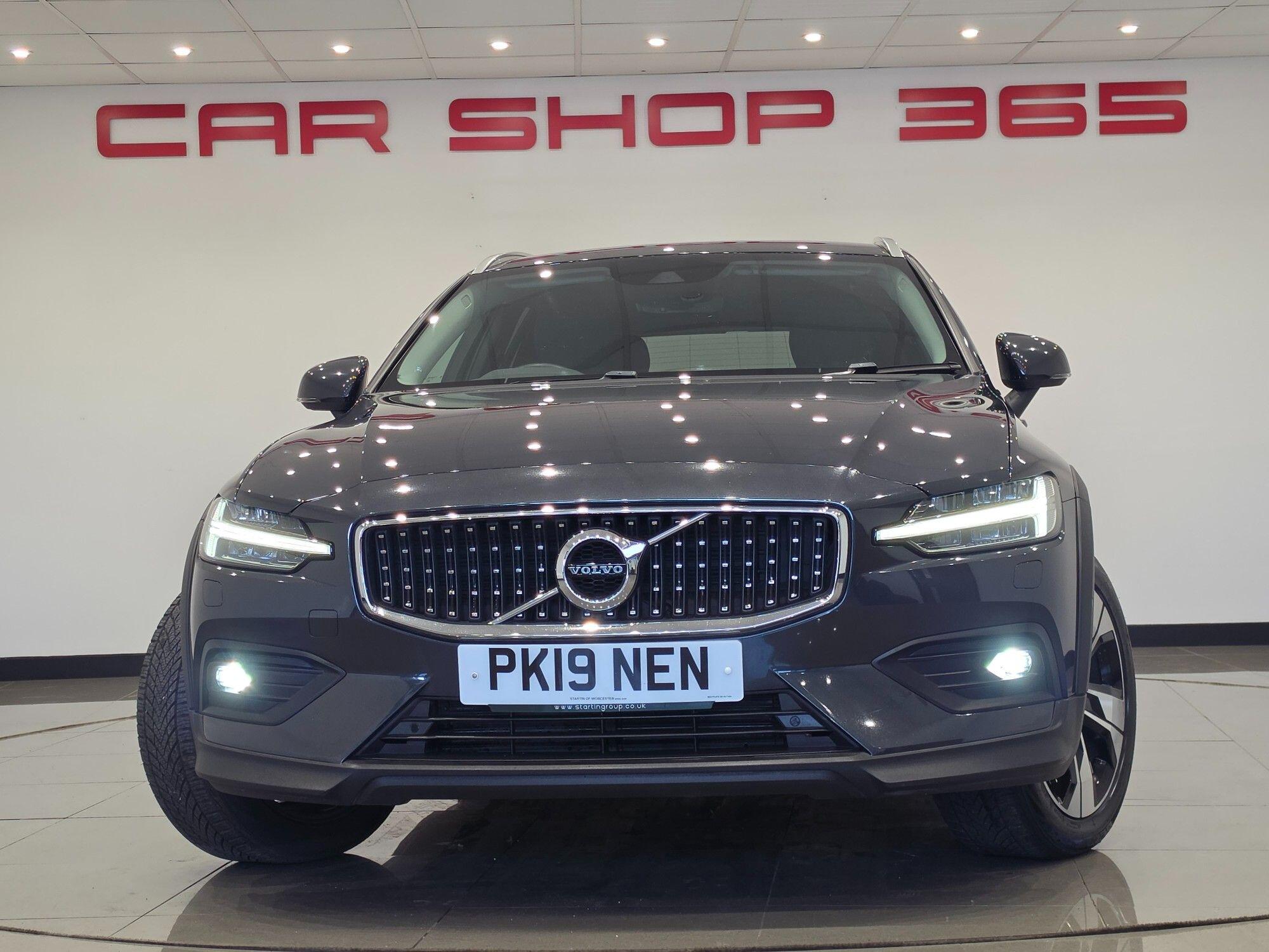 Volvo V60 Cross Country view 68