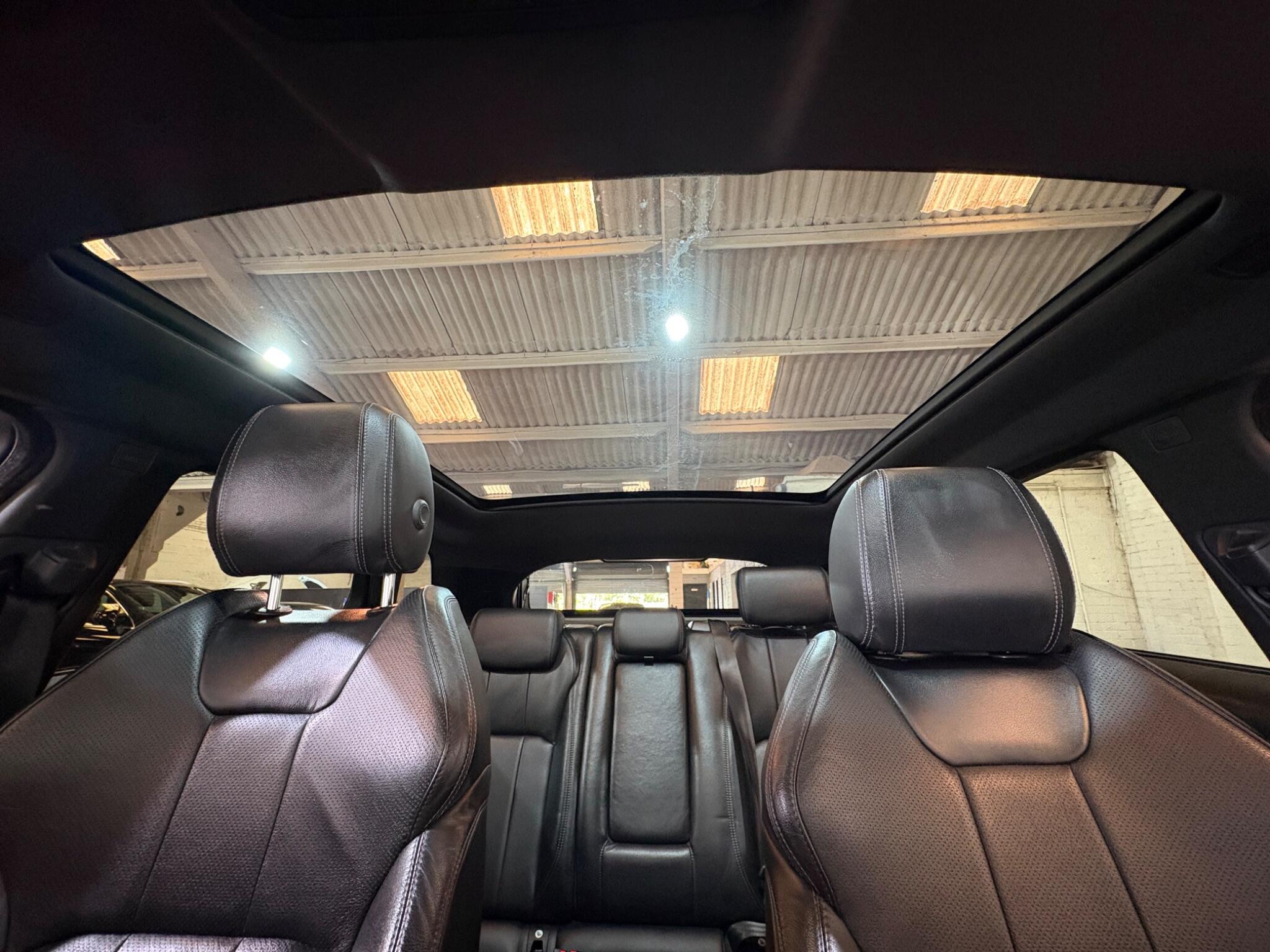 Land Rover Range Rover Evoque view 9