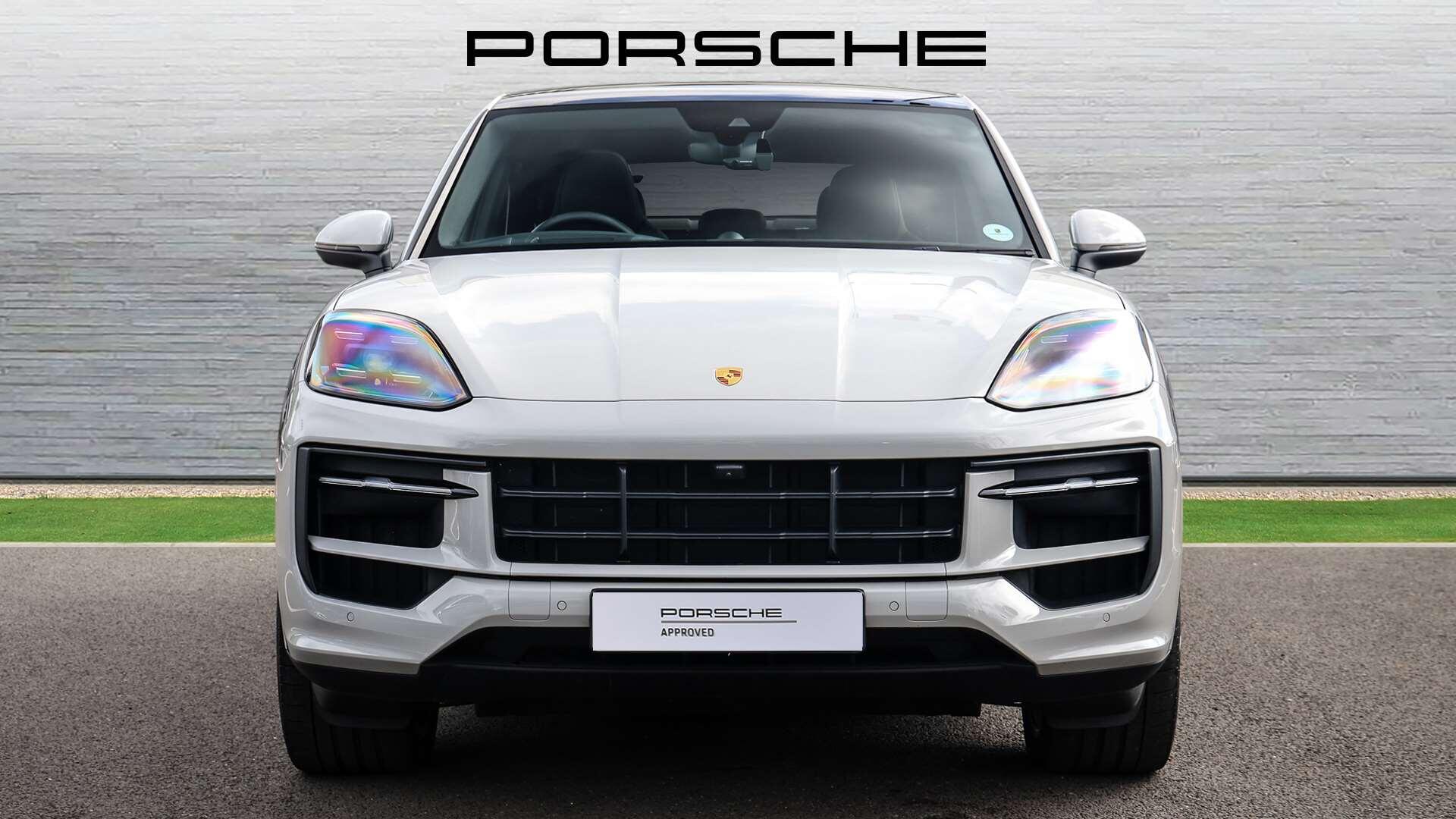 Porsche Cayenne view 9