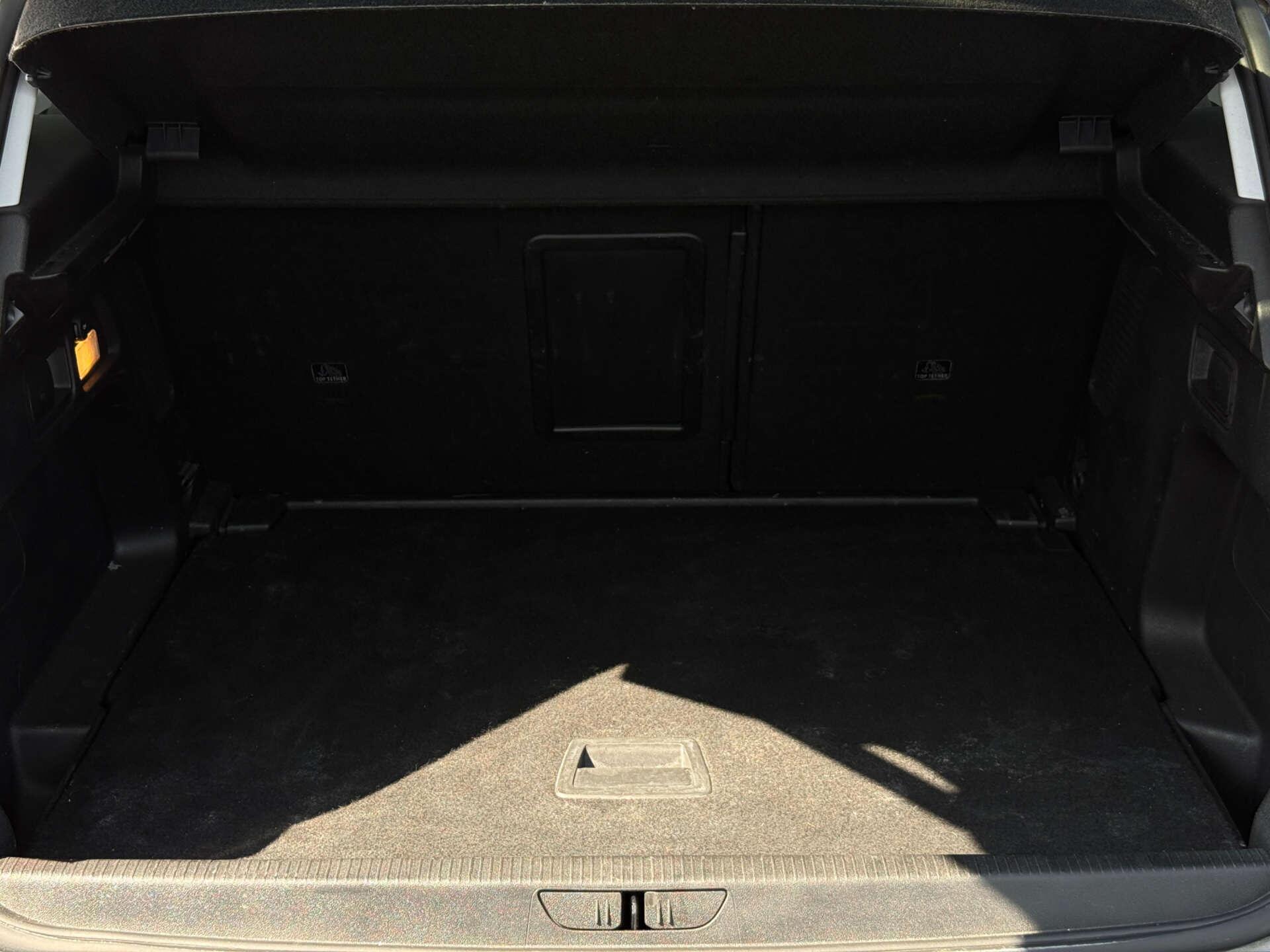 Vauxhall Grandland X view 30