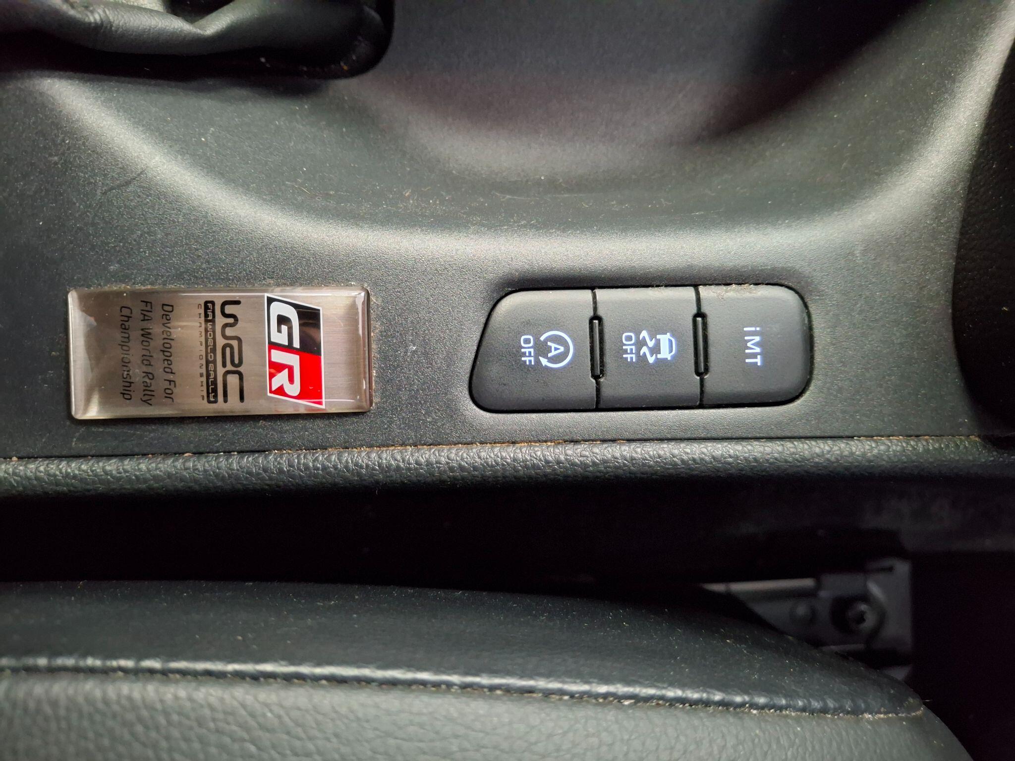 Toyota Yaris view 24
