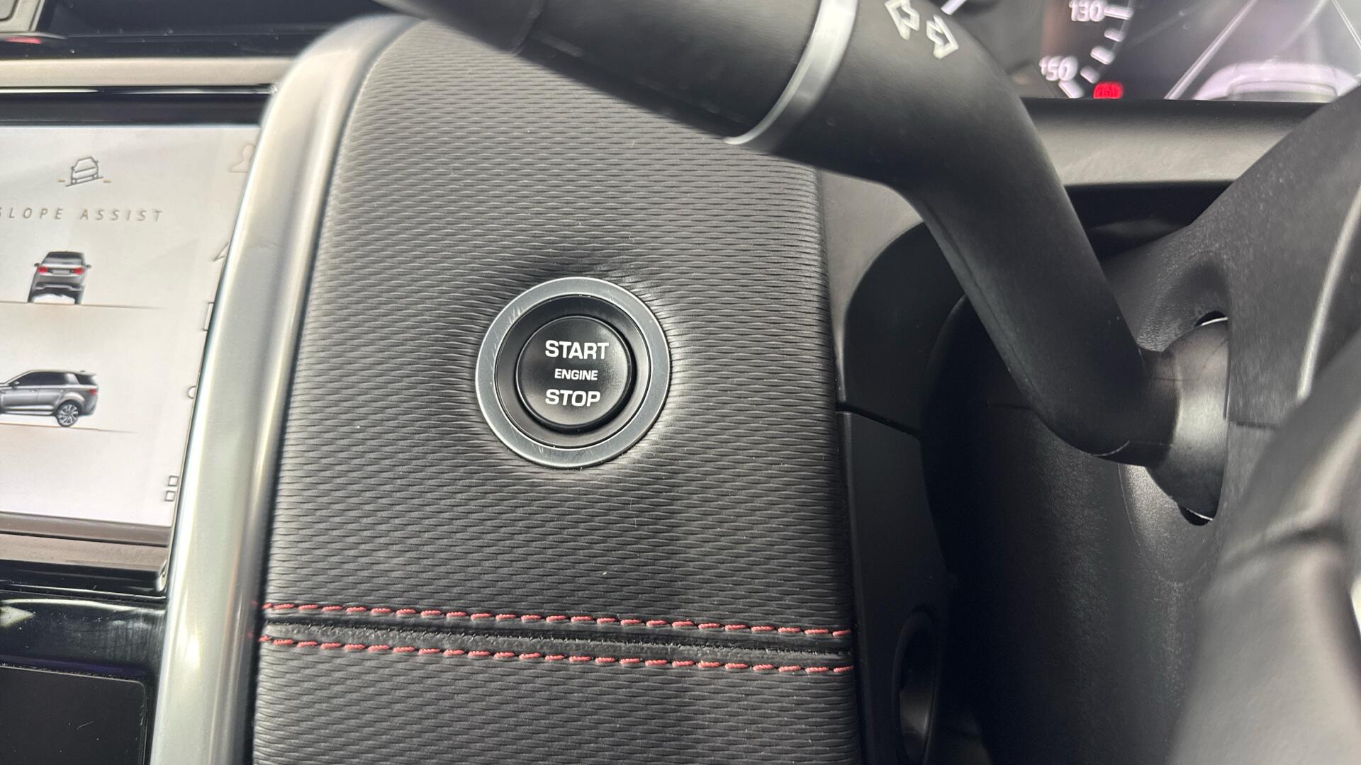 Land Rover Discovery Sport view 33