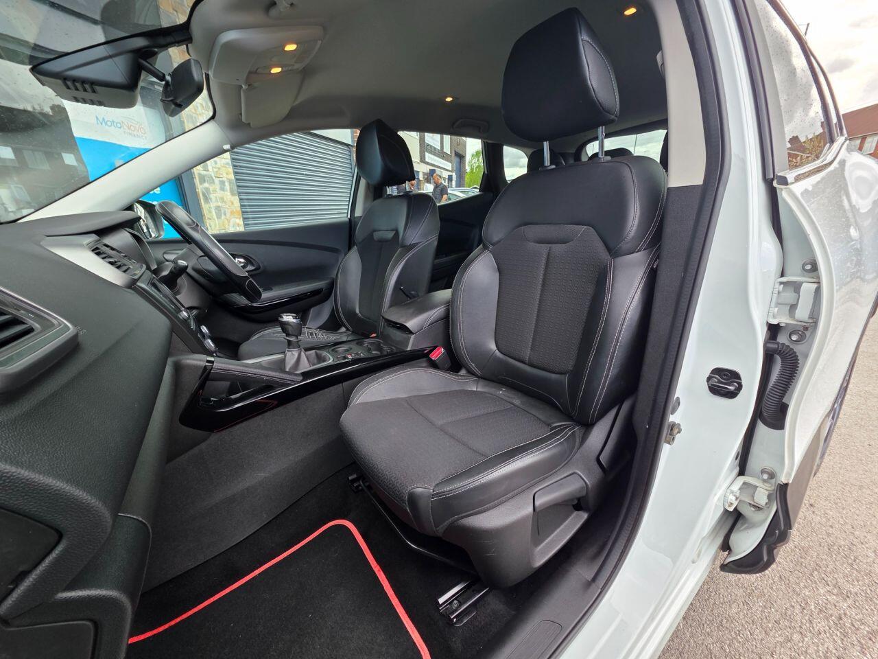 Renault Kadjar view 3