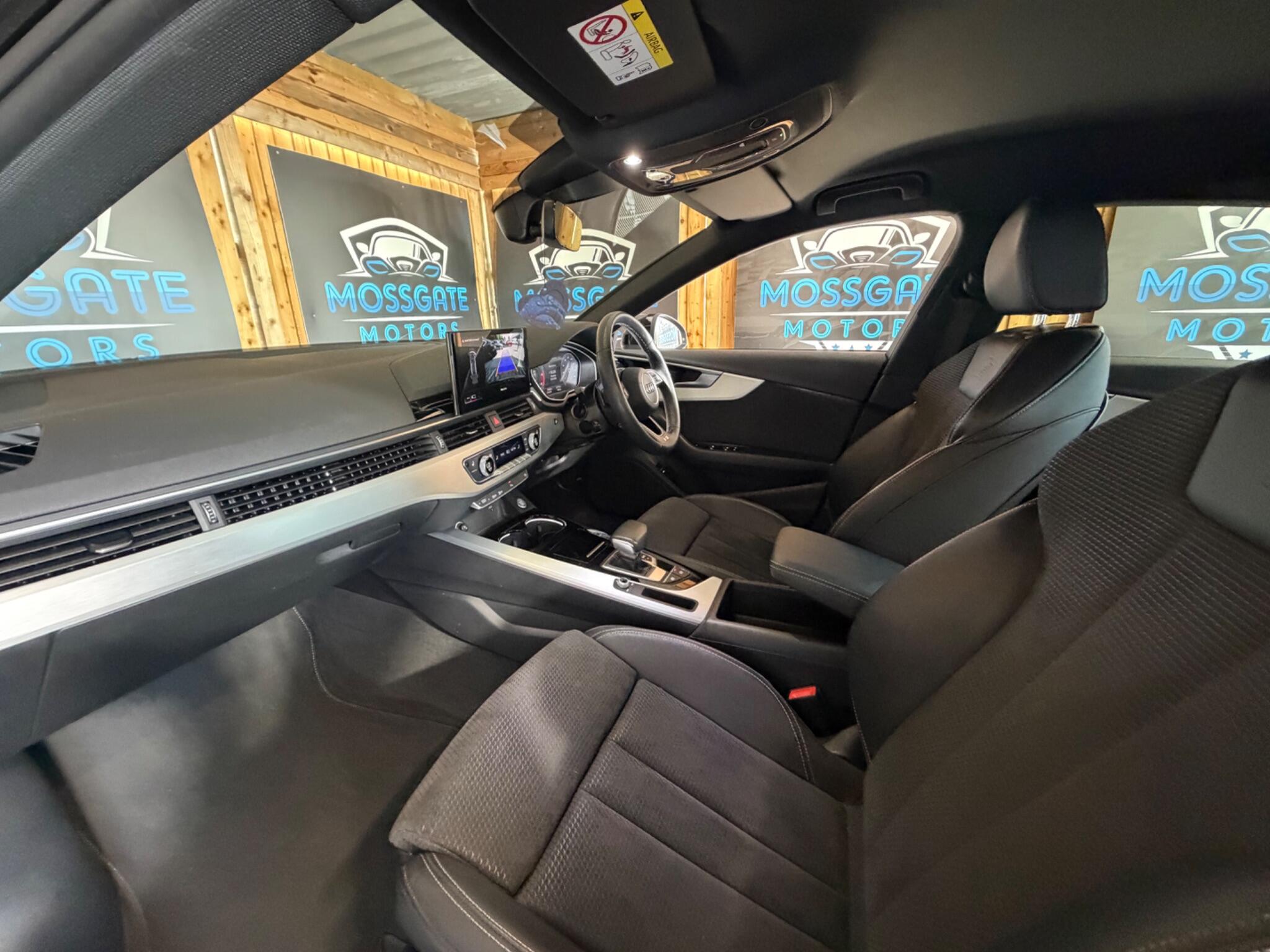 Audi A4 view 20