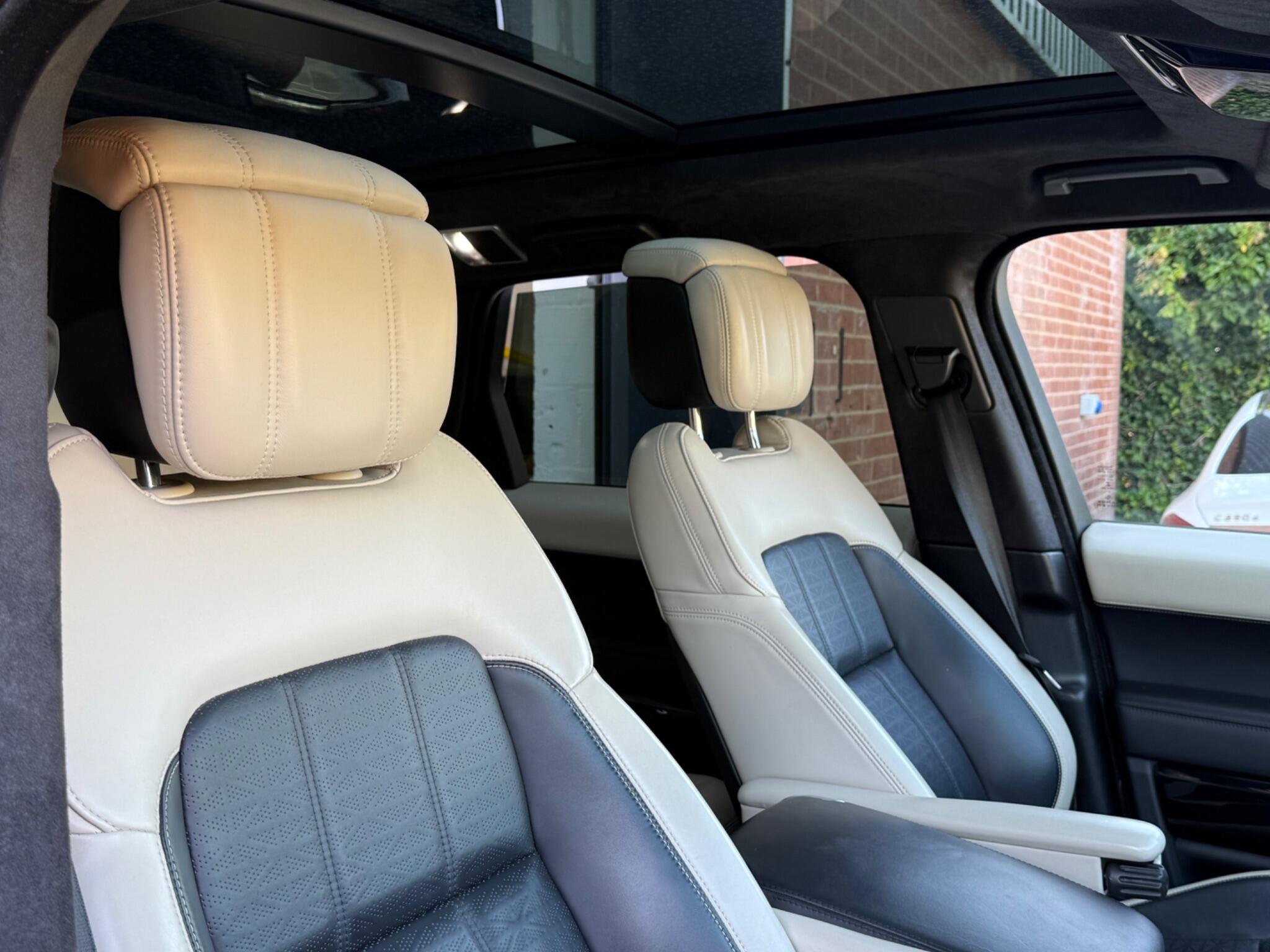 Land Rover Range Rover Sport view 10