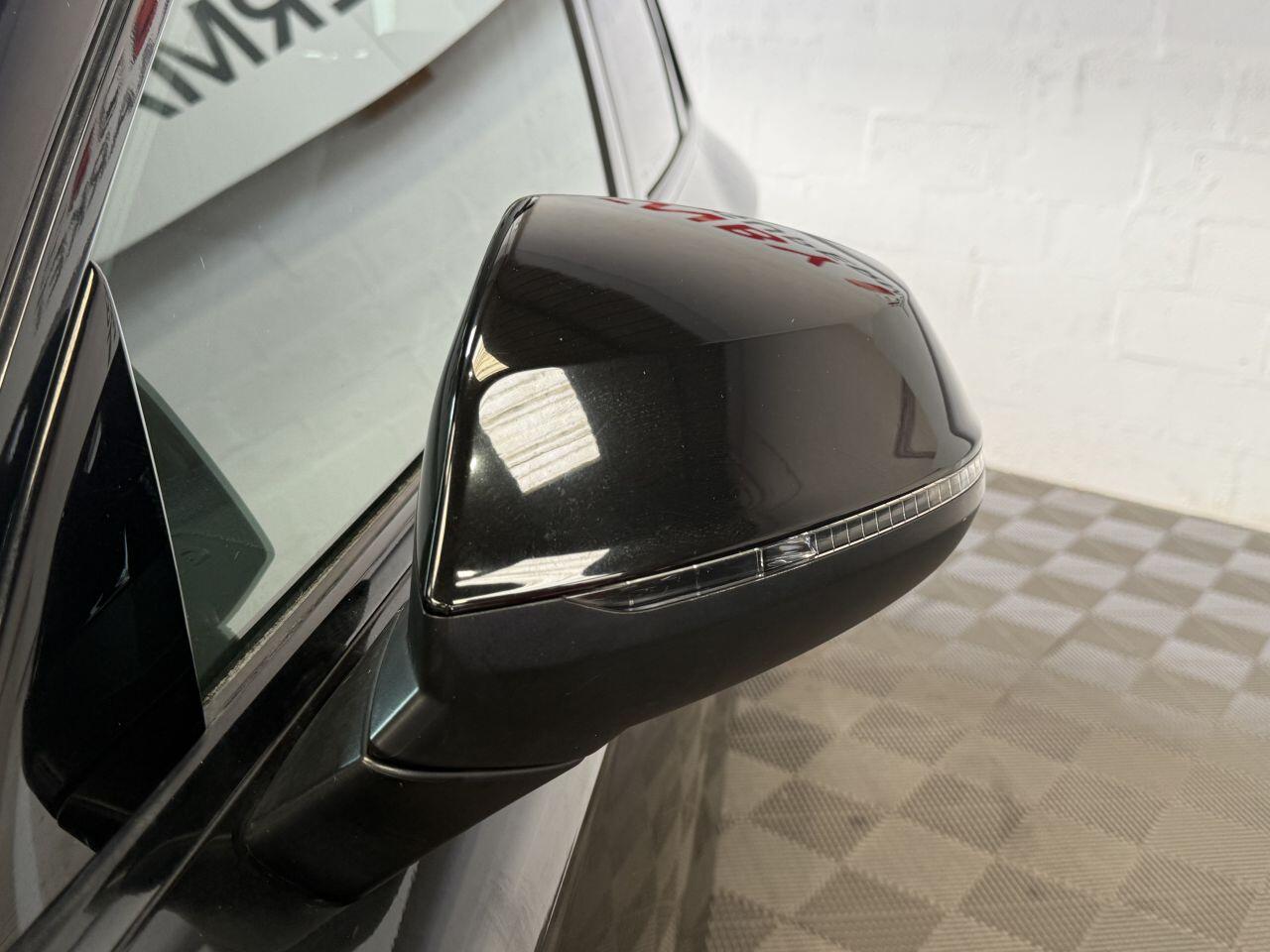 Audi Q5 view 25
