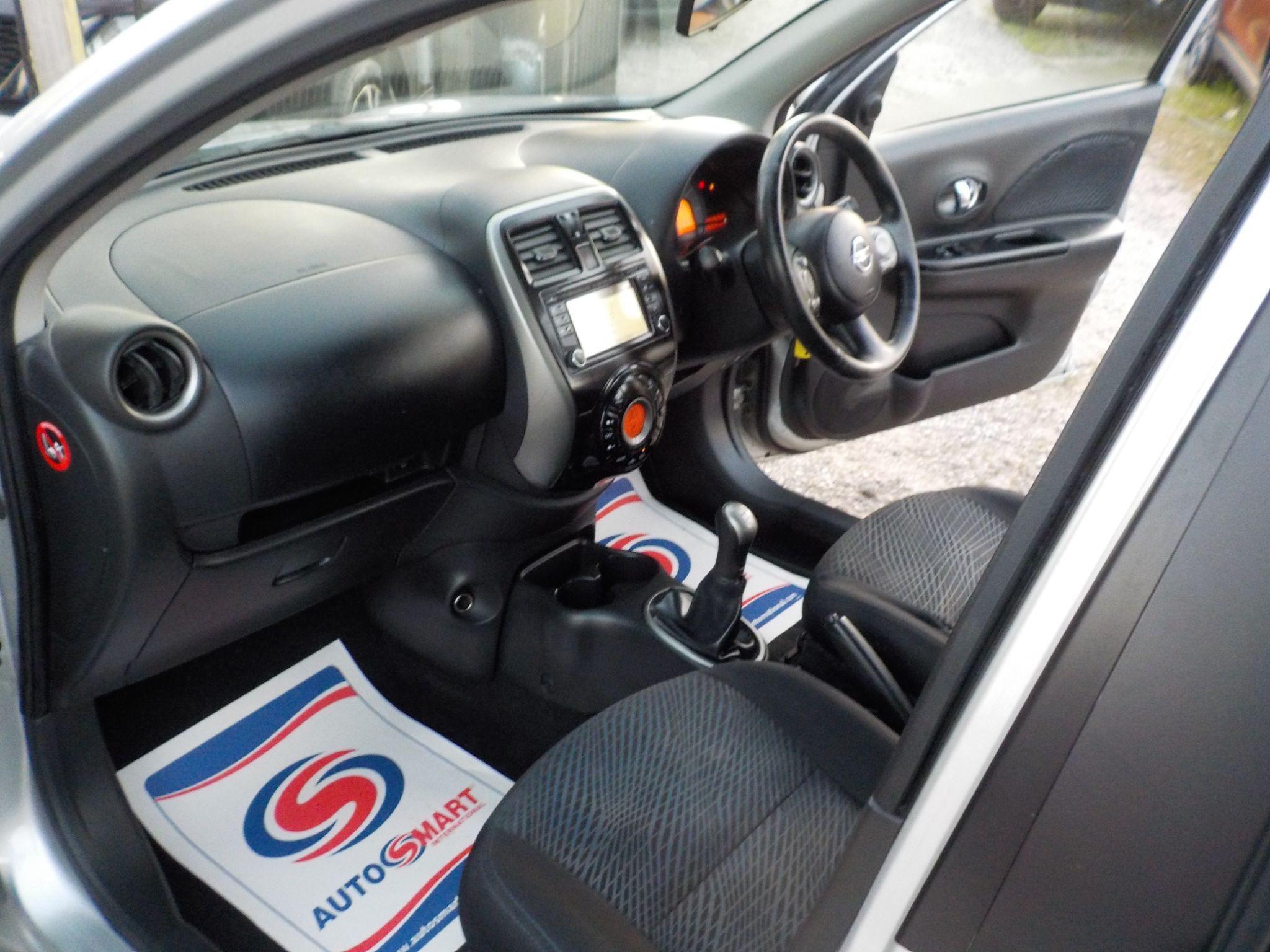 Nissan Micra 1.2 n-tec Euro 6 5dr